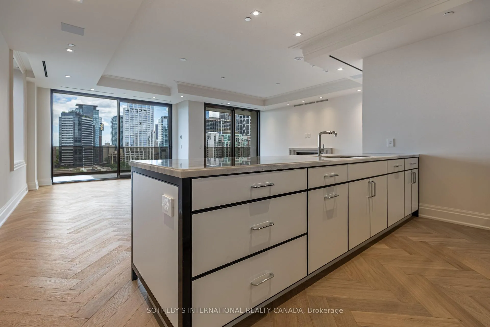 Photo 16 of Unit 1102, 89 Avenue Road, Toronto, The Annex — HOMEH