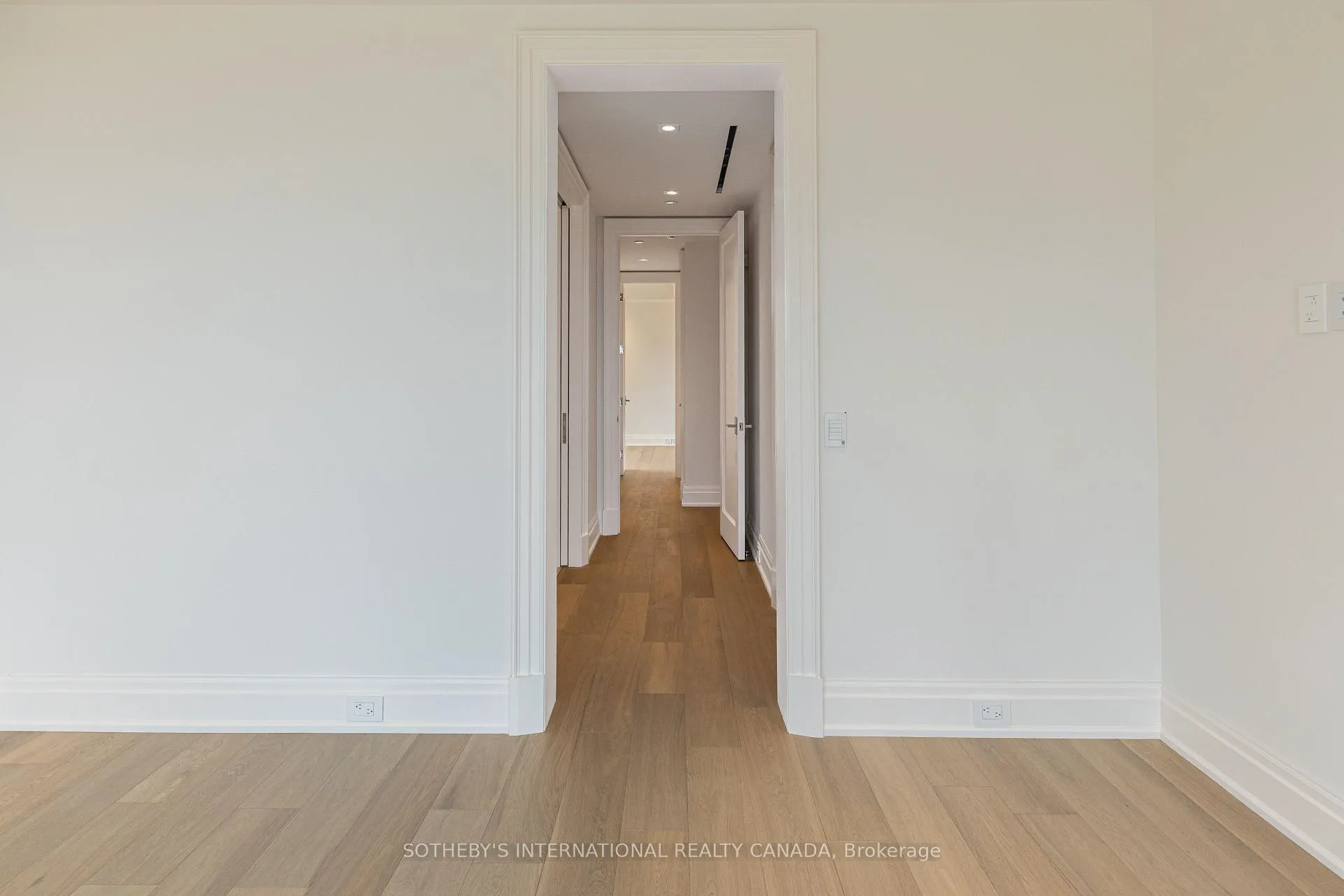 Photo 30 of Unit 1102, 89 Avenue Road, Toronto, The Annex — HOMEH