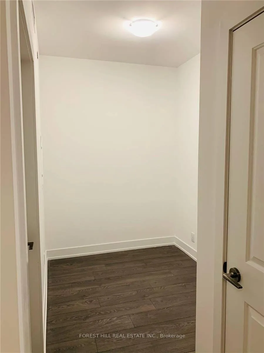 Photo 8 of Unit 1305, 11 Lillian Street, Toronto, Mount Pleasant West — HOMEH