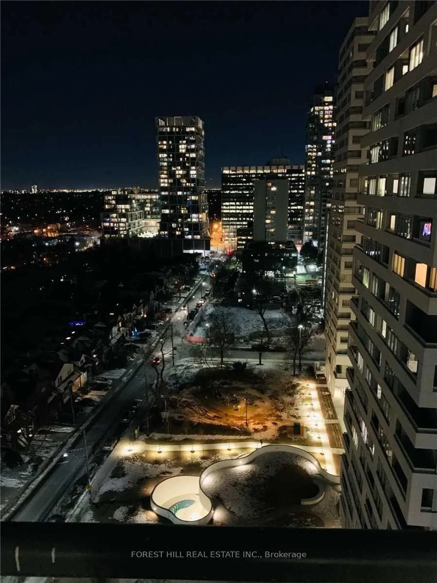 Photo 12 of Unit 1305, 11 Lillian Street, Toronto, Mount Pleasant West — HOMEH