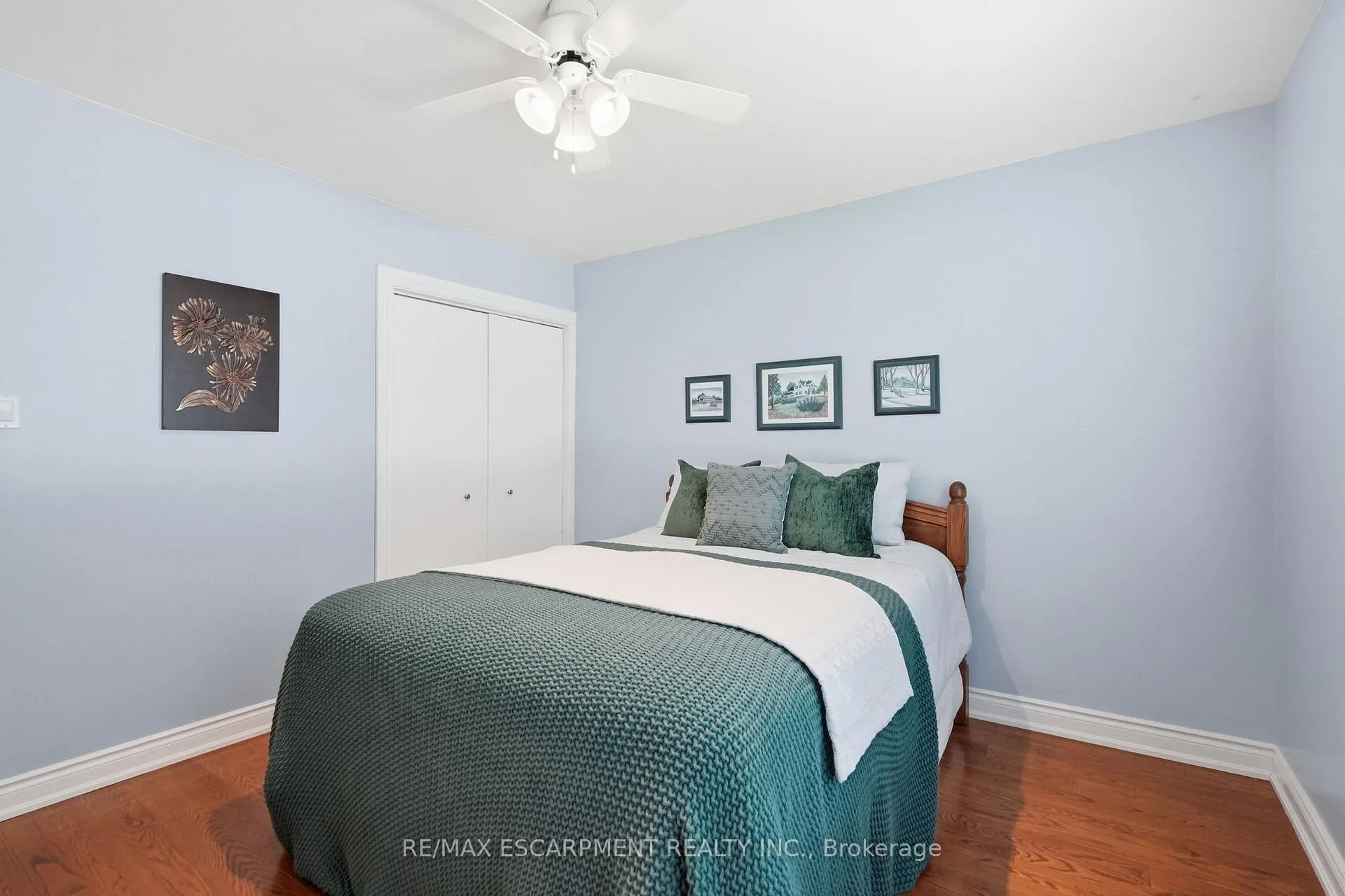 Photo 19 of 101 Victoria Street, Hamilton, Waterdown — HOMEH