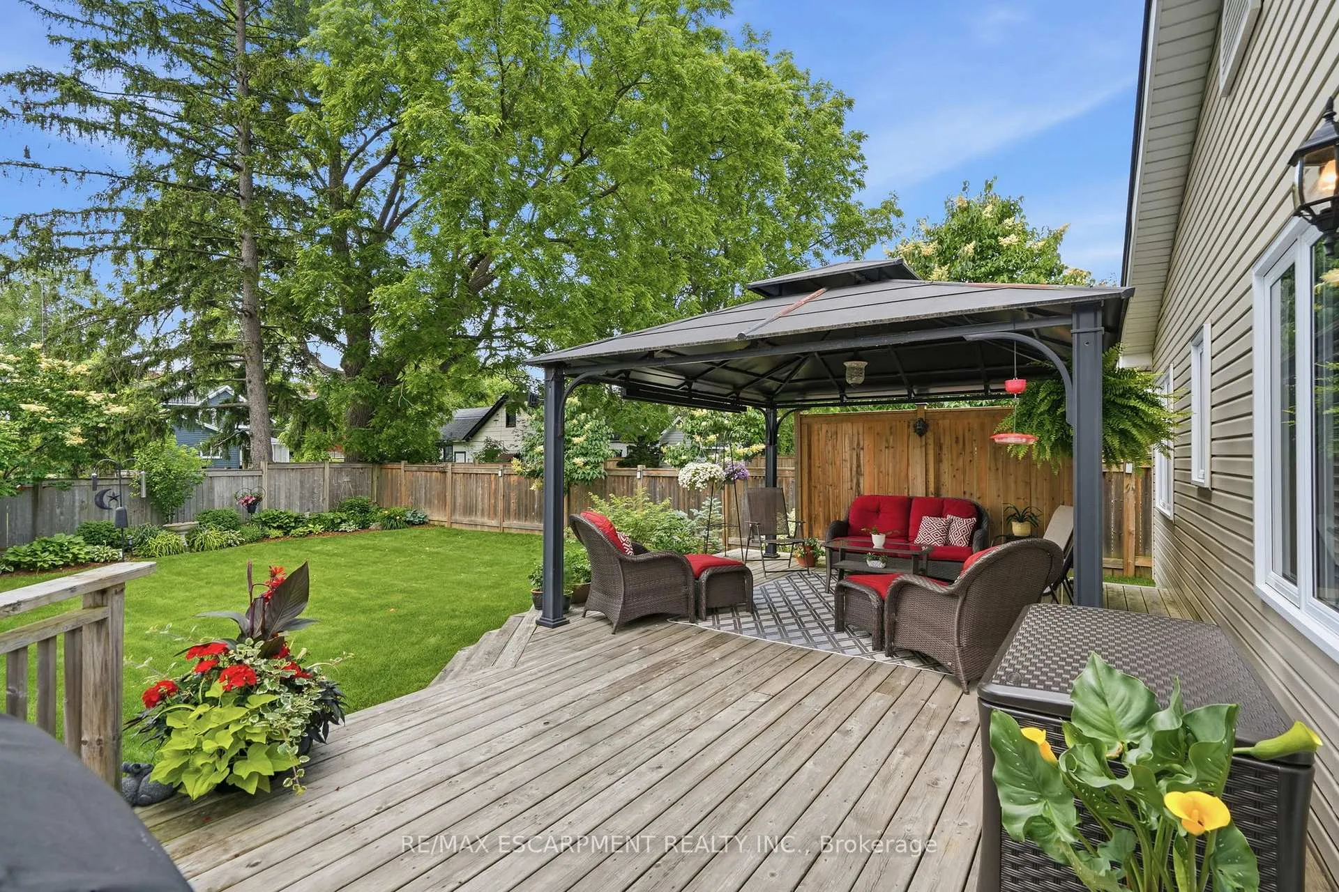 Photo 25 of 101 Victoria Street, Hamilton, Waterdown — HOMEH