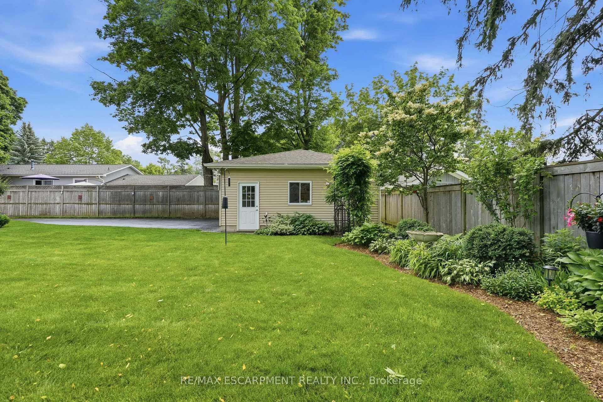 Photo 27 of 101 Victoria Street, Hamilton, Waterdown — HOMEH