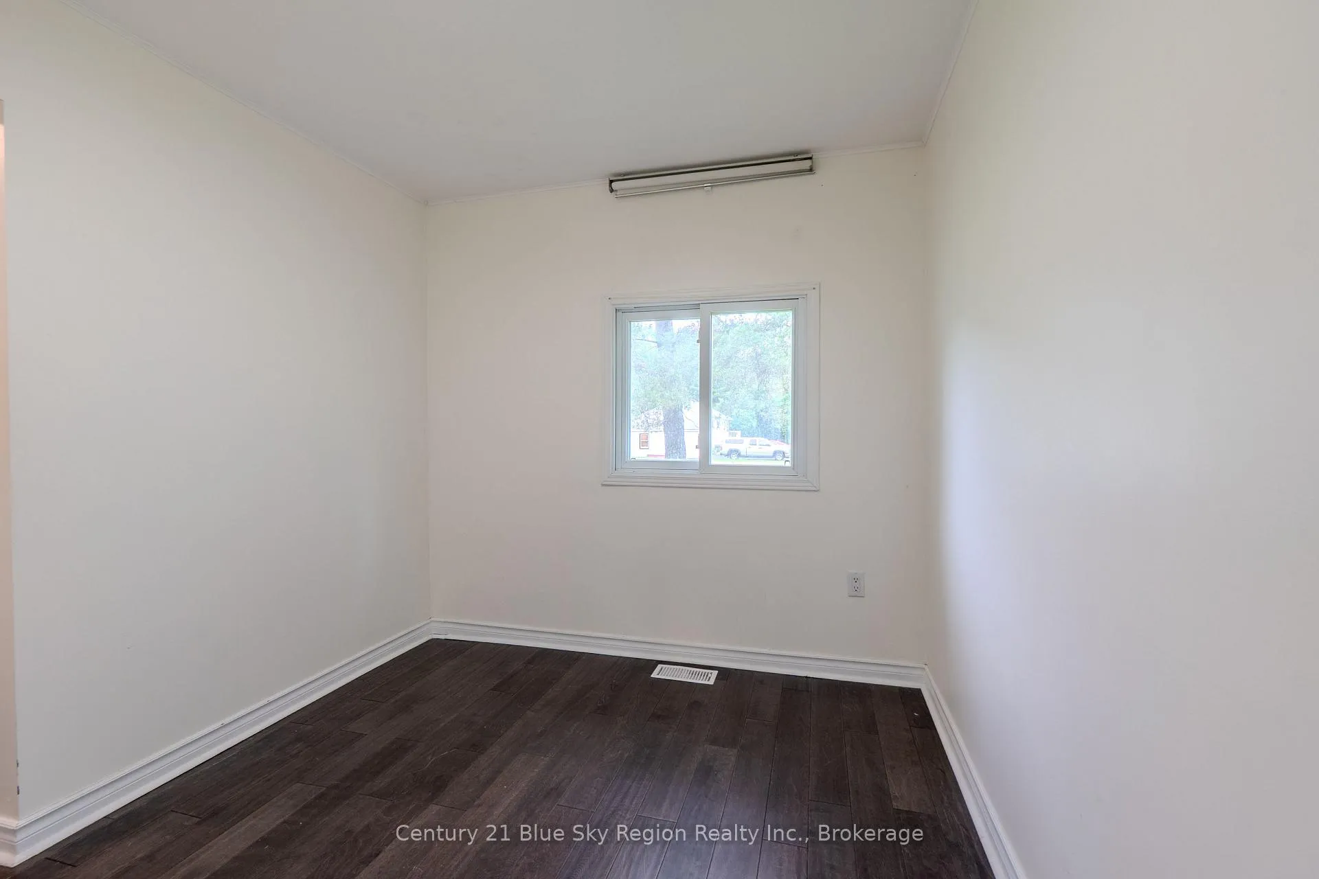 Photo 23 of 316 Tower Drive, North Bay, Airport — HOMEH