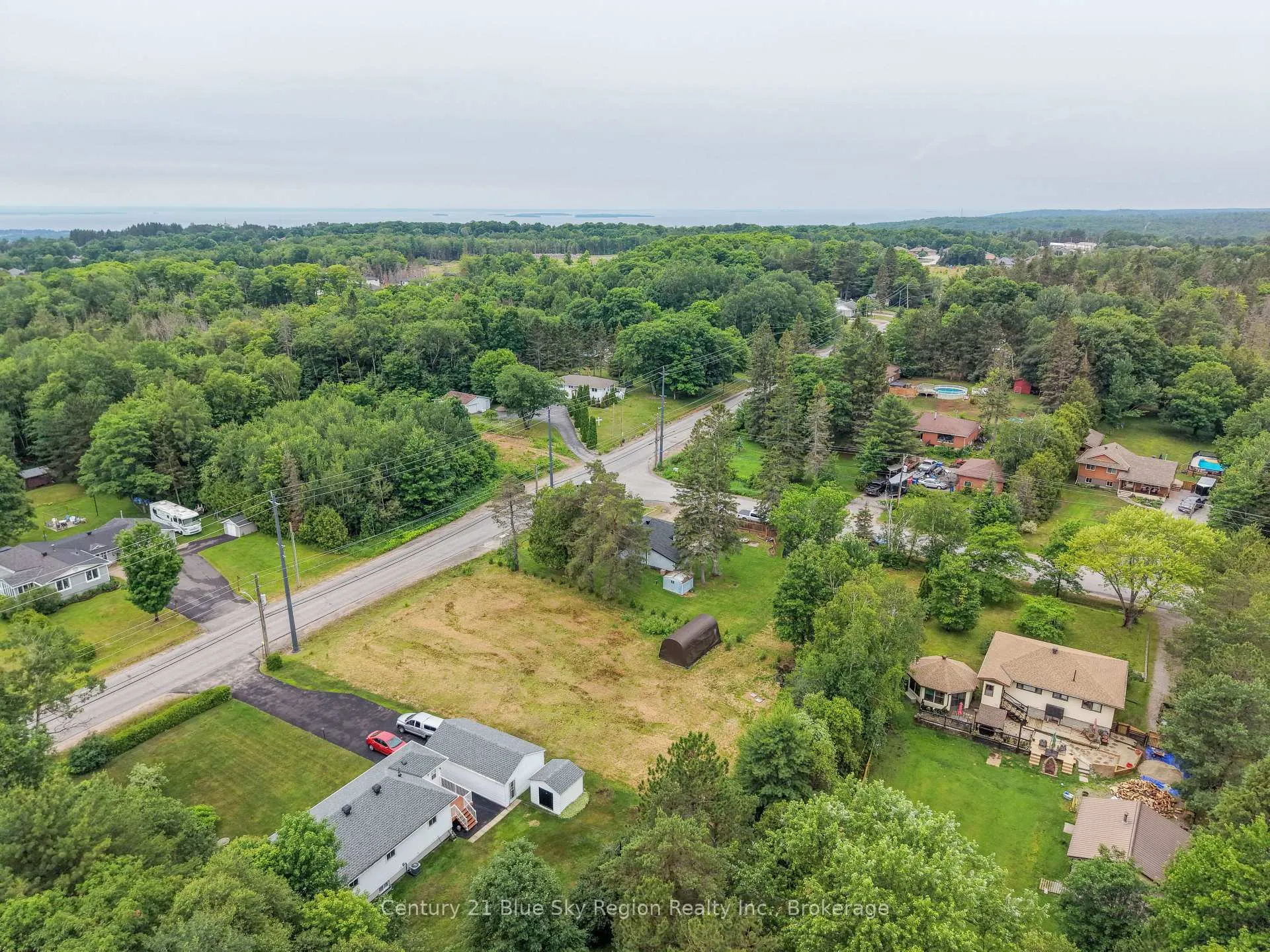 Photo 46 of 316 Tower Drive, North Bay, Airport — HOMEH