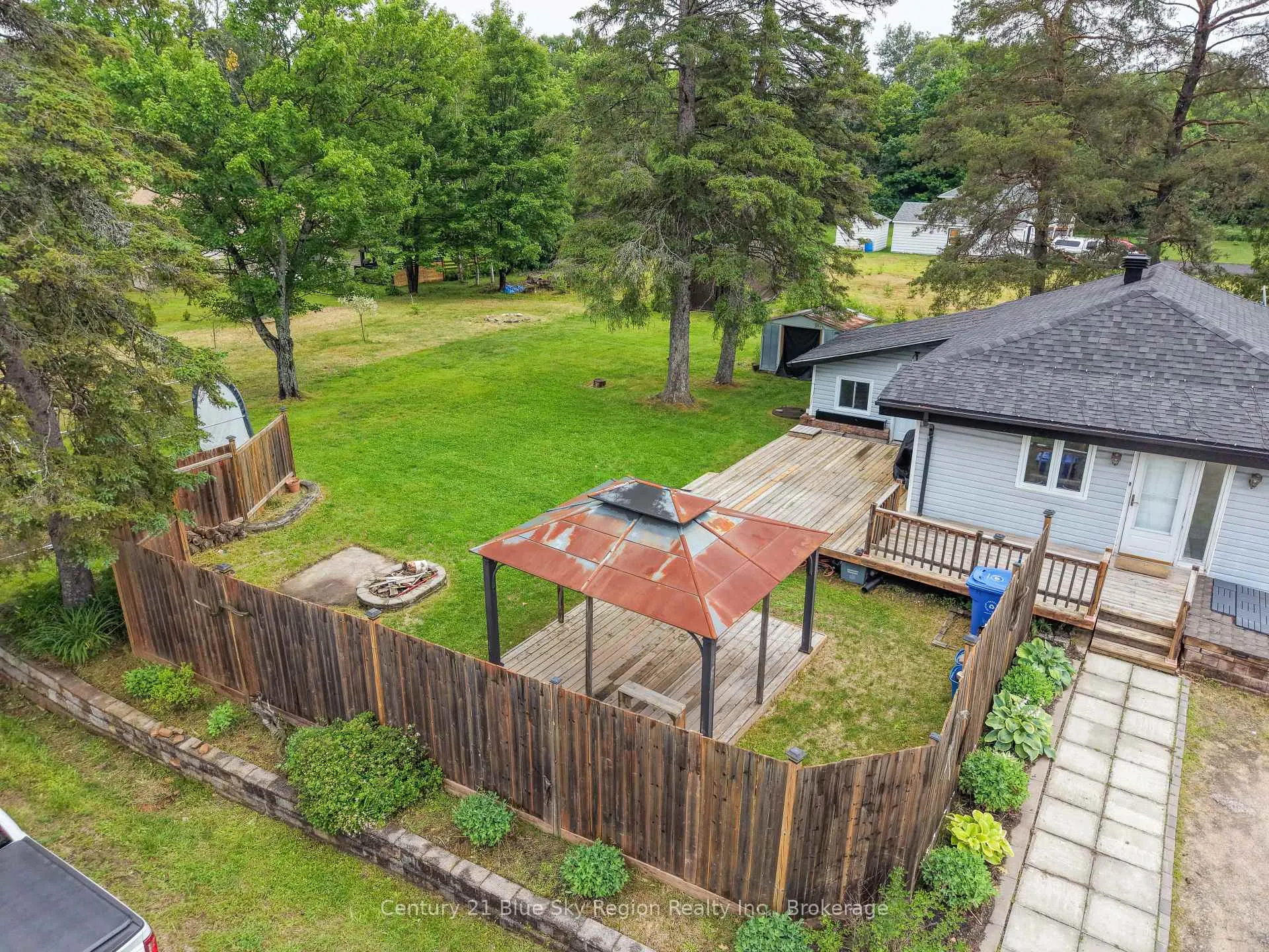 Photo 47 of 316 Tower Drive, North Bay, Airport — HOMEH