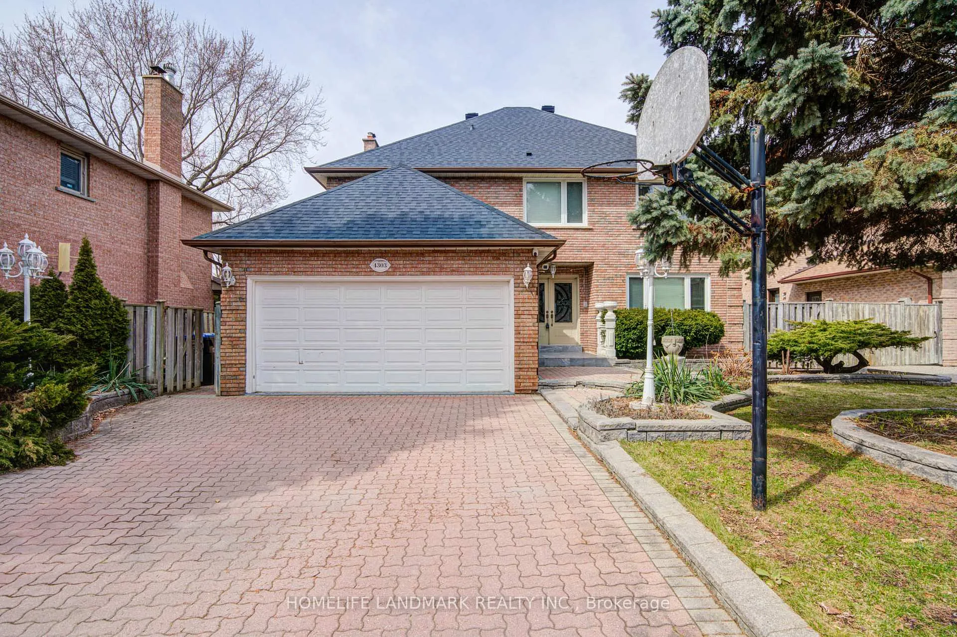 Photo 1 of 4303 Bridlepath Trail, Mississauga, Erin Mills — HOMEH