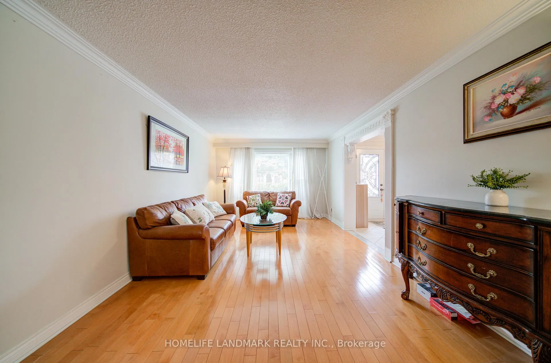 Photo 10 of 4303 Bridlepath Trail, Mississauga, Erin Mills — HOMEH