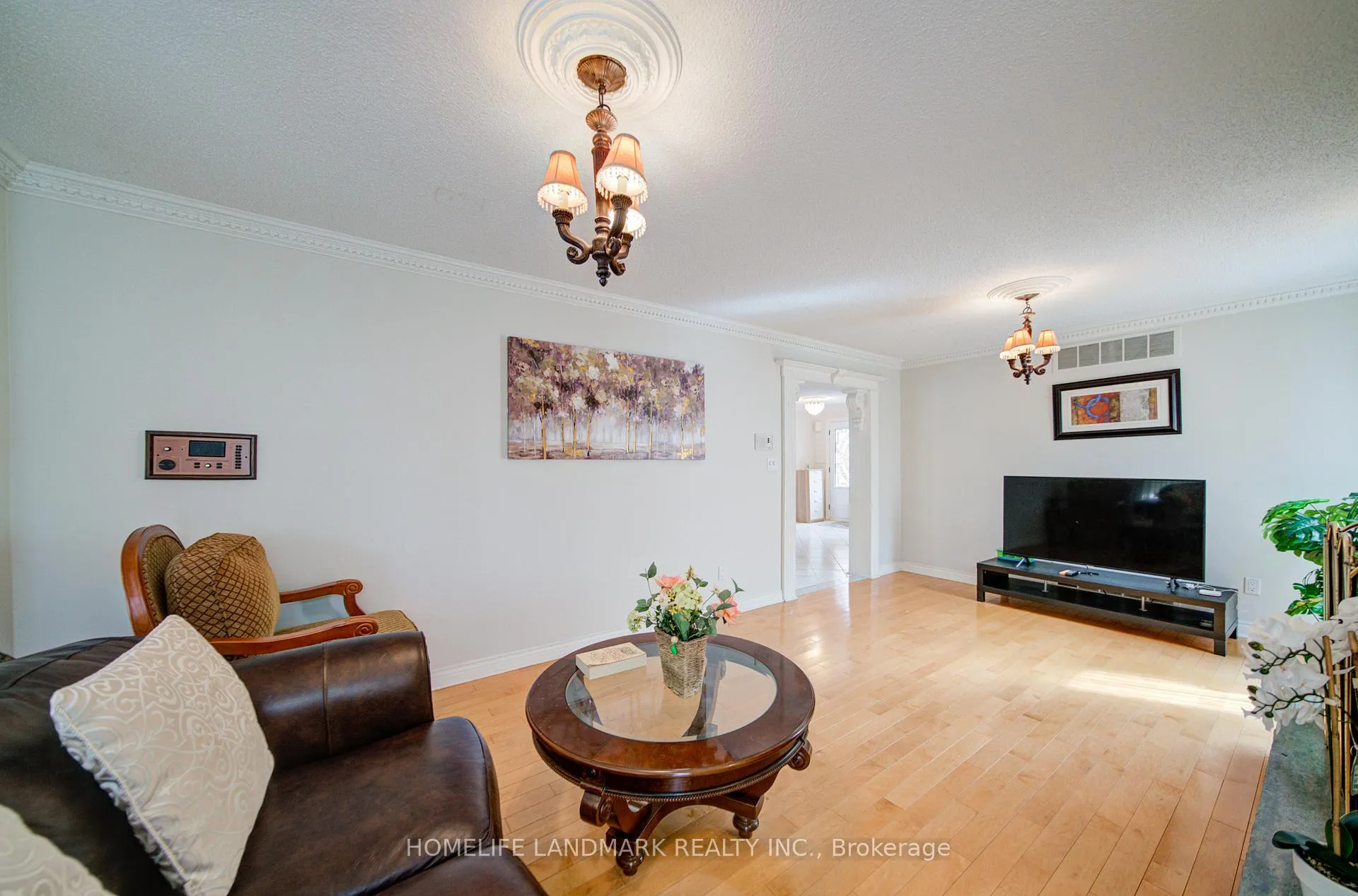 Photo 13 of 4303 Bridlepath Trail, Mississauga, Erin Mills — HOMEH