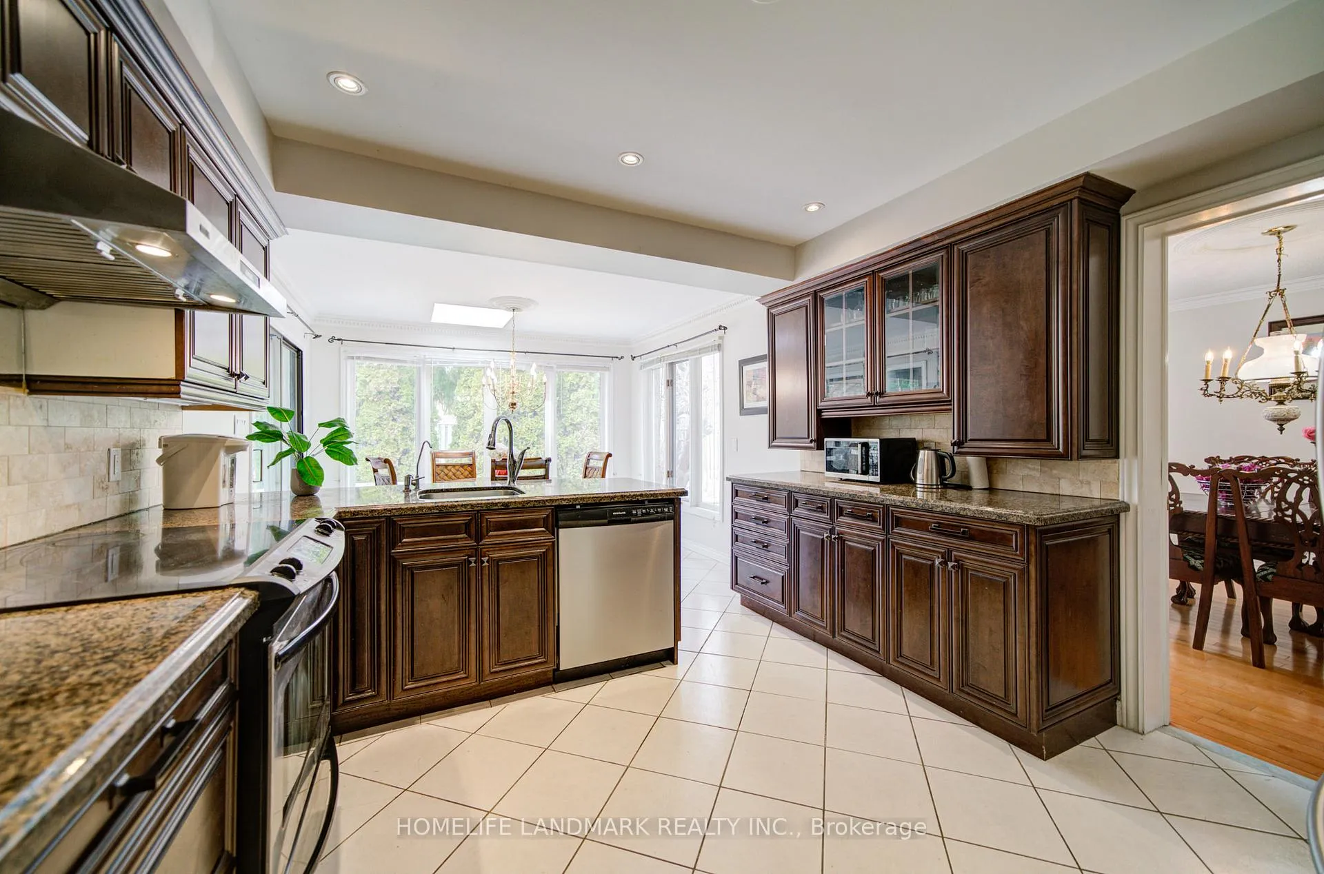 Photo 16 of 4303 Bridlepath Trail, Mississauga, Erin Mills — HOMEH