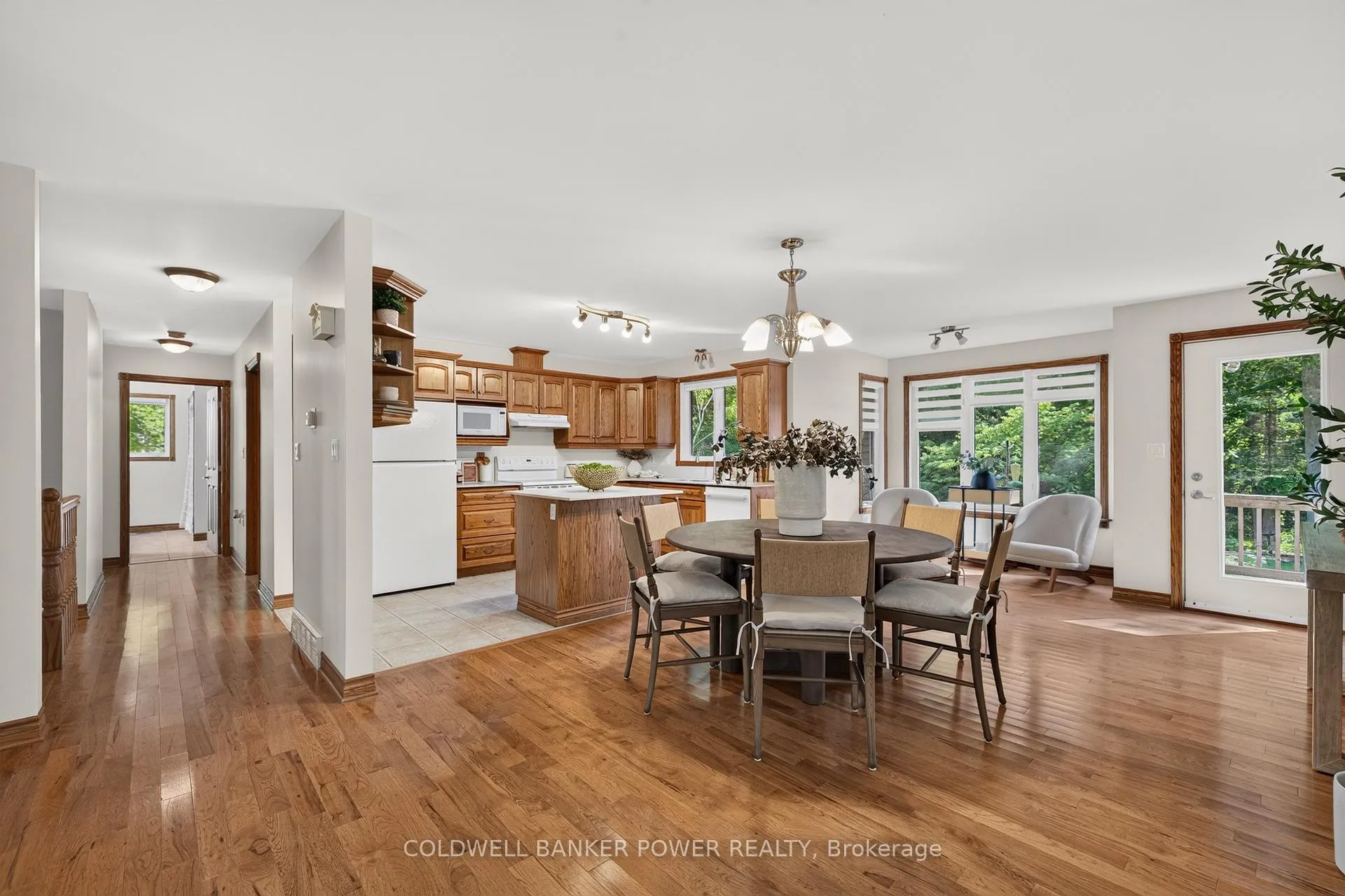 Photo 12 of 10013 Graham Road, West Elgin, Eagle — HOMEH