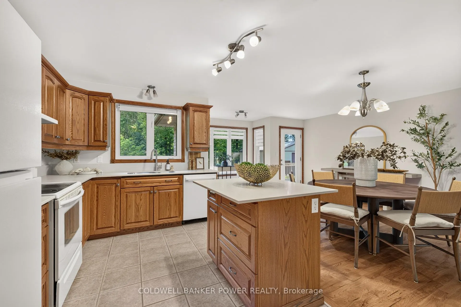 Photo 17 of 10013 Graham Road, West Elgin, Eagle — HOMEH