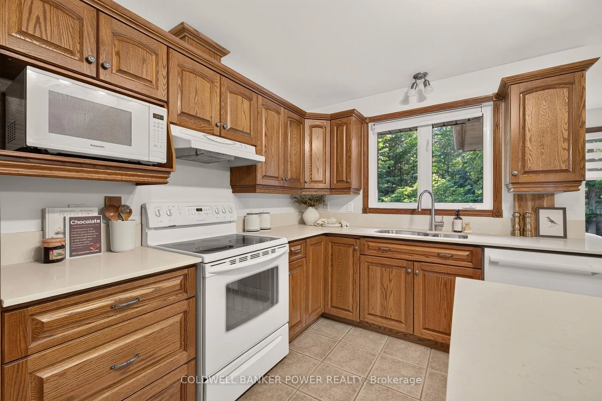 Photo 18 of 10013 Graham Road, West Elgin, Eagle — HOMEH