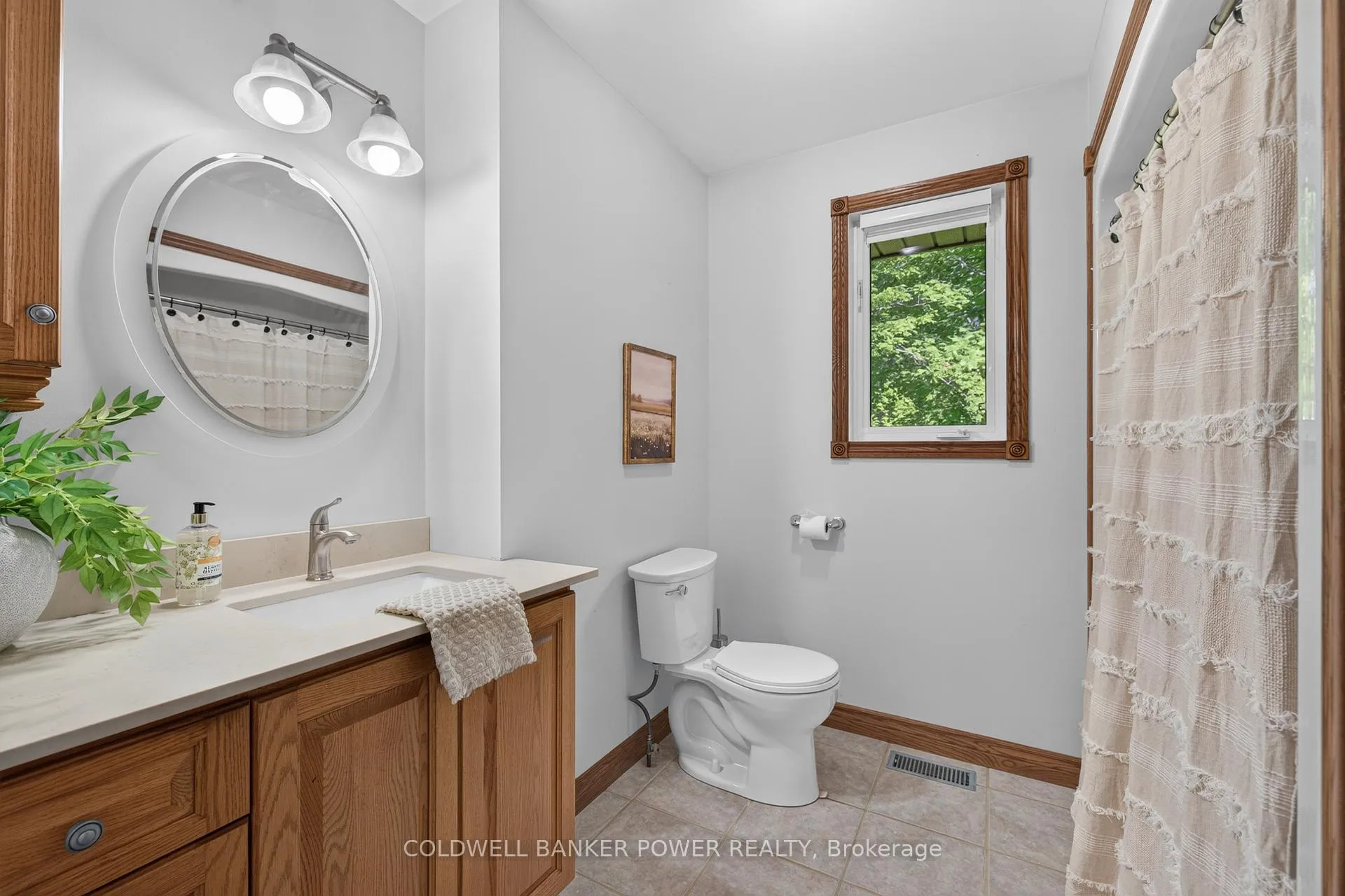 Photo 32 of 10013 Graham Road, West Elgin, Eagle — HOMEH