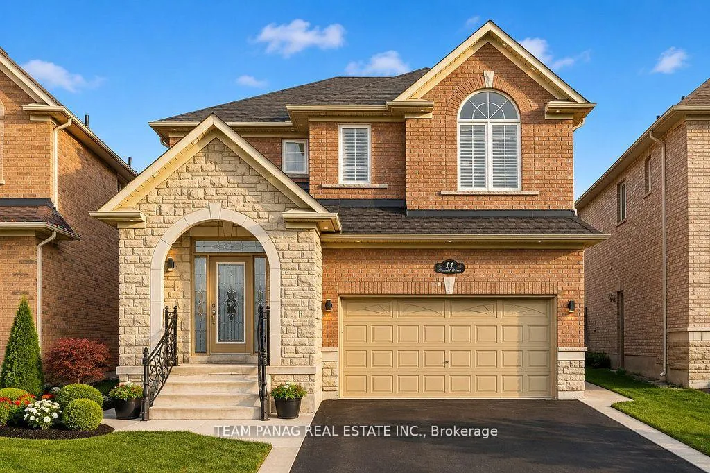 Photo 1 of 11 Powell Drive, Brampton, Sandringham-Wellington — HOMEH