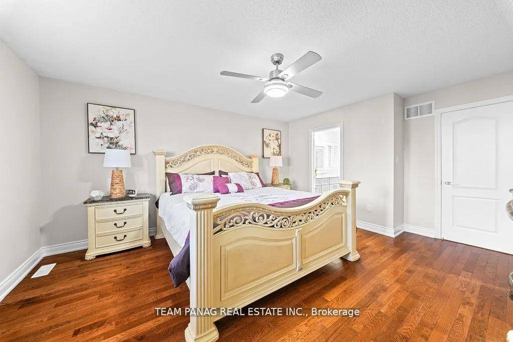 Photo 24 of 11 Powell Drive, Brampton, Sandringham-Wellington — HOMEH