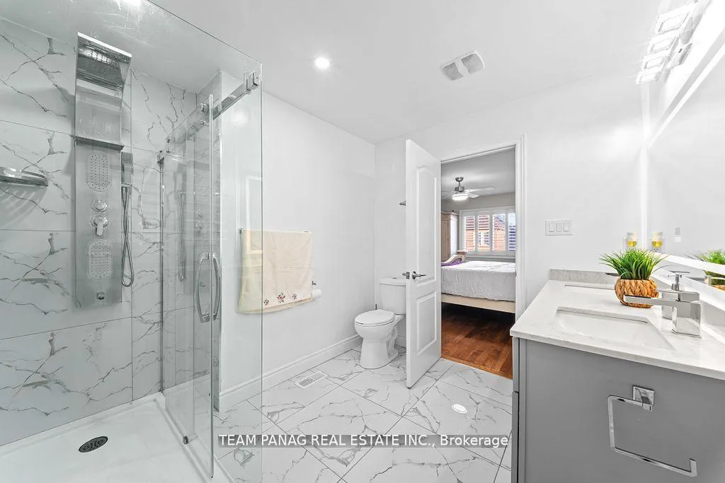 Photo 26 of 11 Powell Drive, Brampton, Sandringham-Wellington — HOMEH