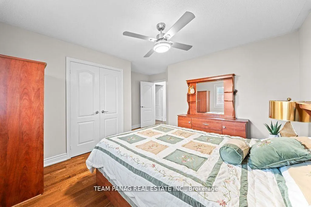 Photo 28 of 11 Powell Drive, Brampton, Sandringham-Wellington — HOMEH