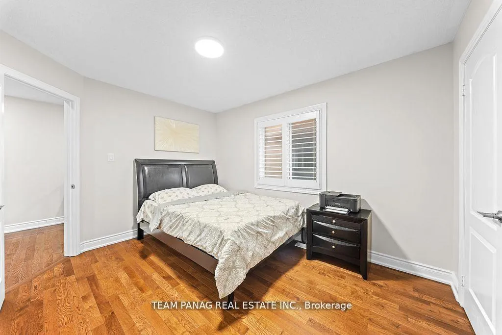 Photo 29 of 11 Powell Drive, Brampton, Sandringham-Wellington — HOMEH