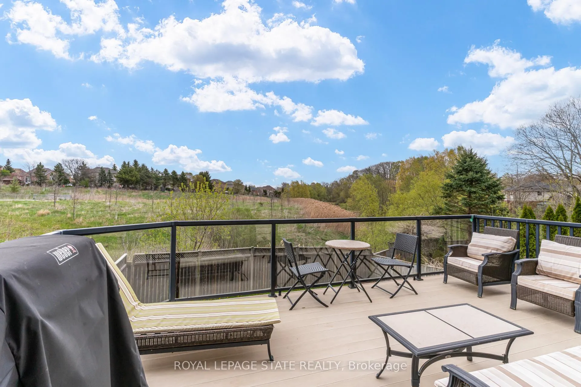 Photo 19 of 67 Newcombe Road, Hamilton, Dundas — HOMEH