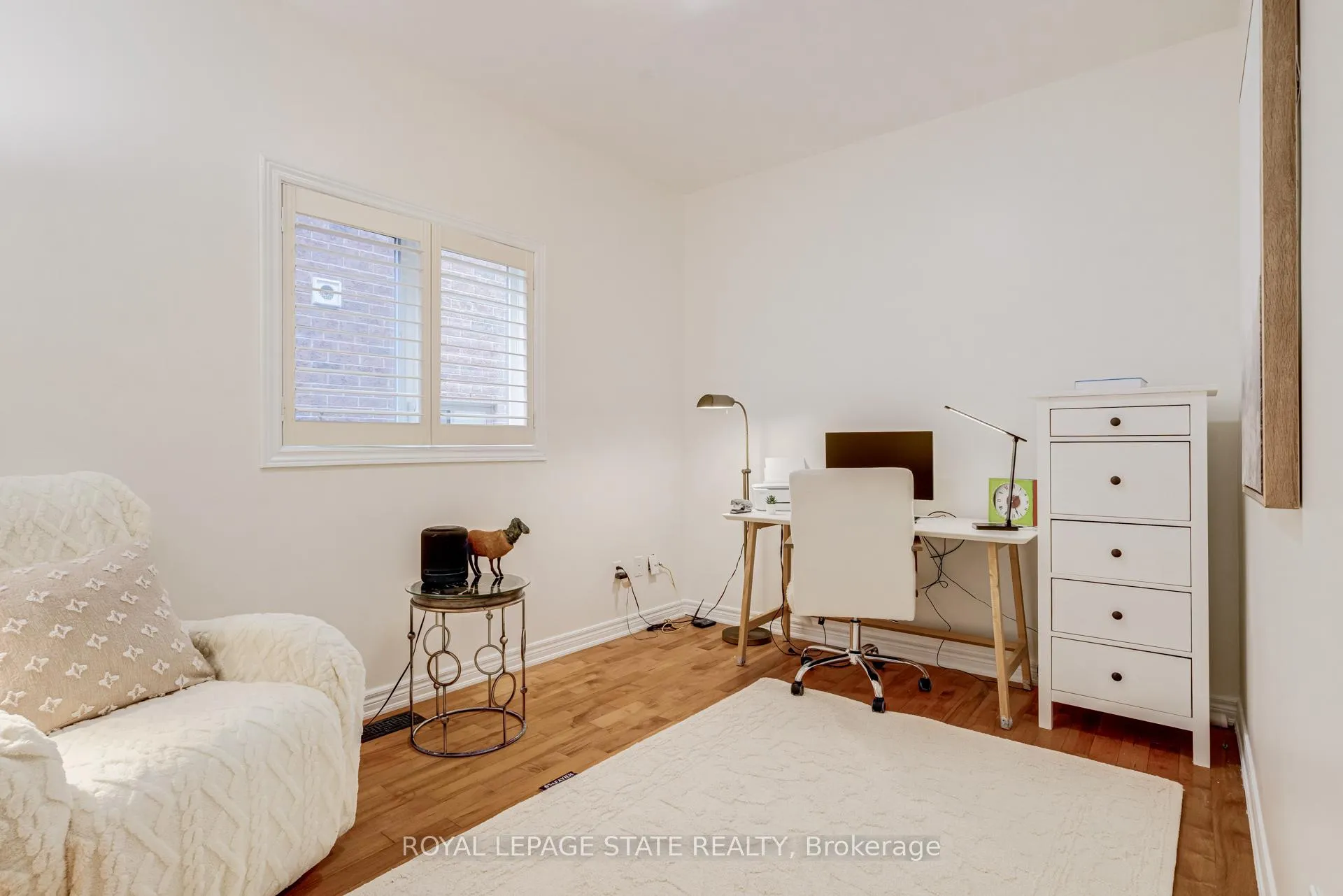 Photo 23 of 67 Newcombe Road, Hamilton, Dundas — HOMEH