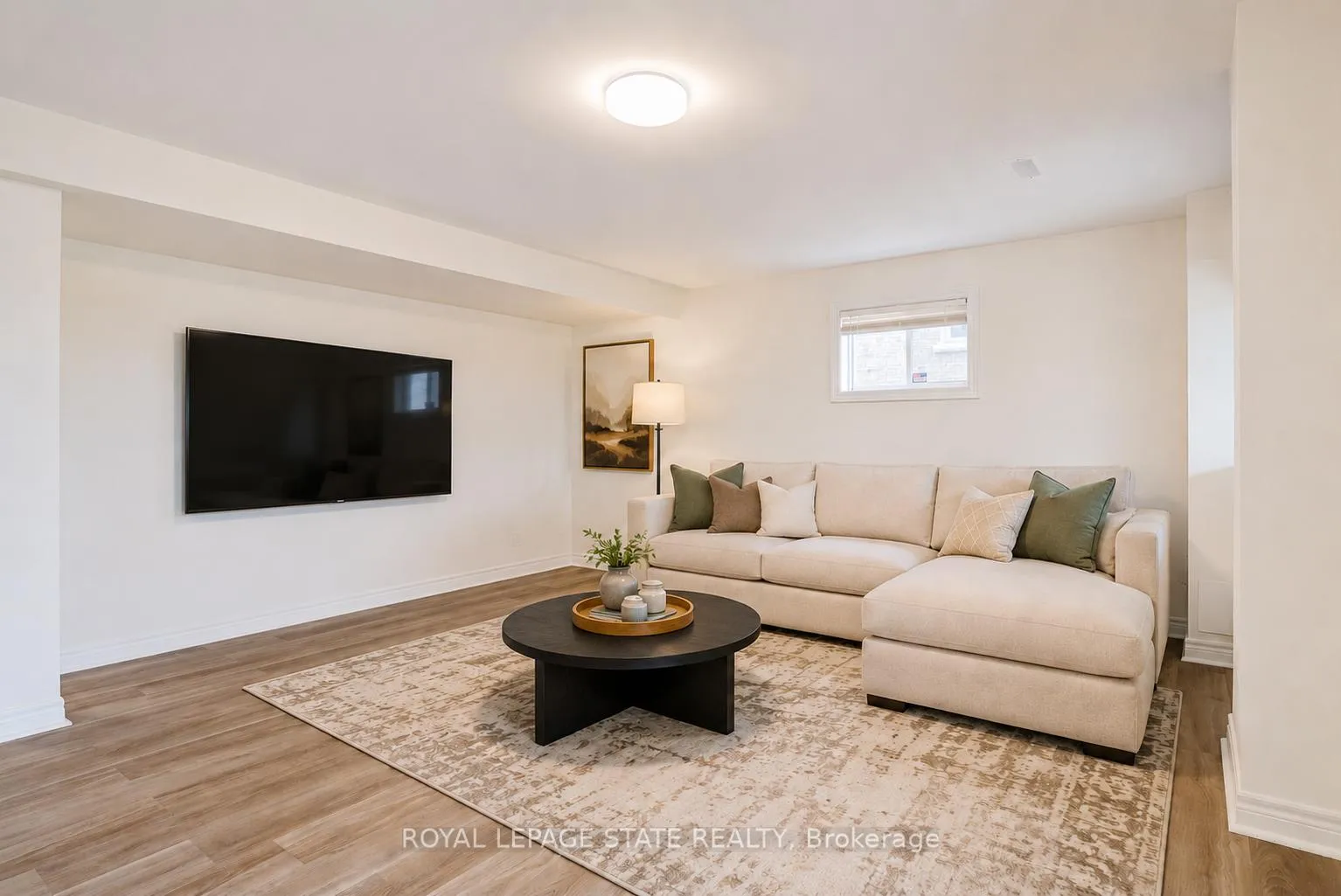 Photo 39 of 67 Newcombe Road, Hamilton, Dundas — HOMEH