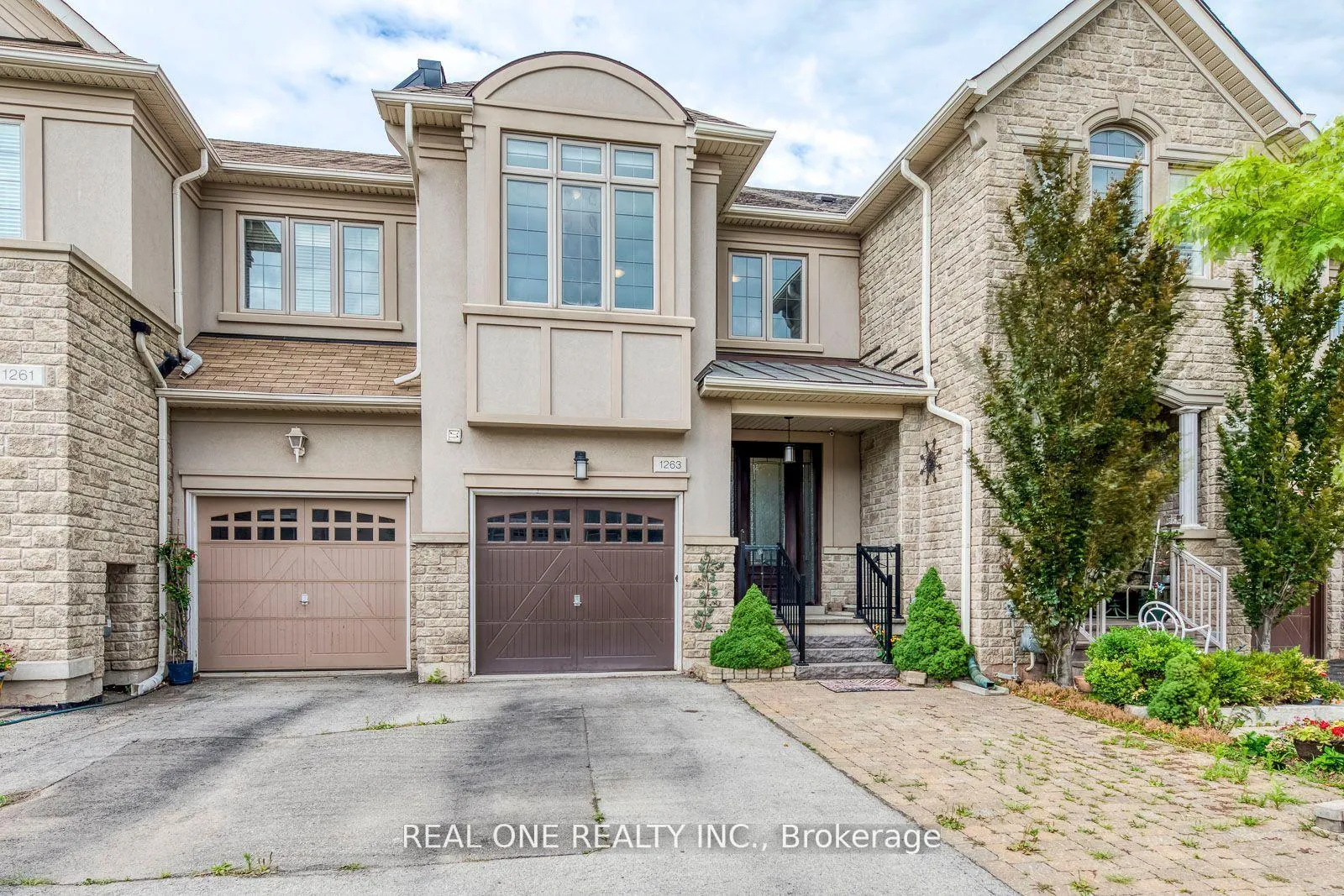 Photo 2 of 1263 Craigleith Road, Oakville, Joshua Creek — HOMEH