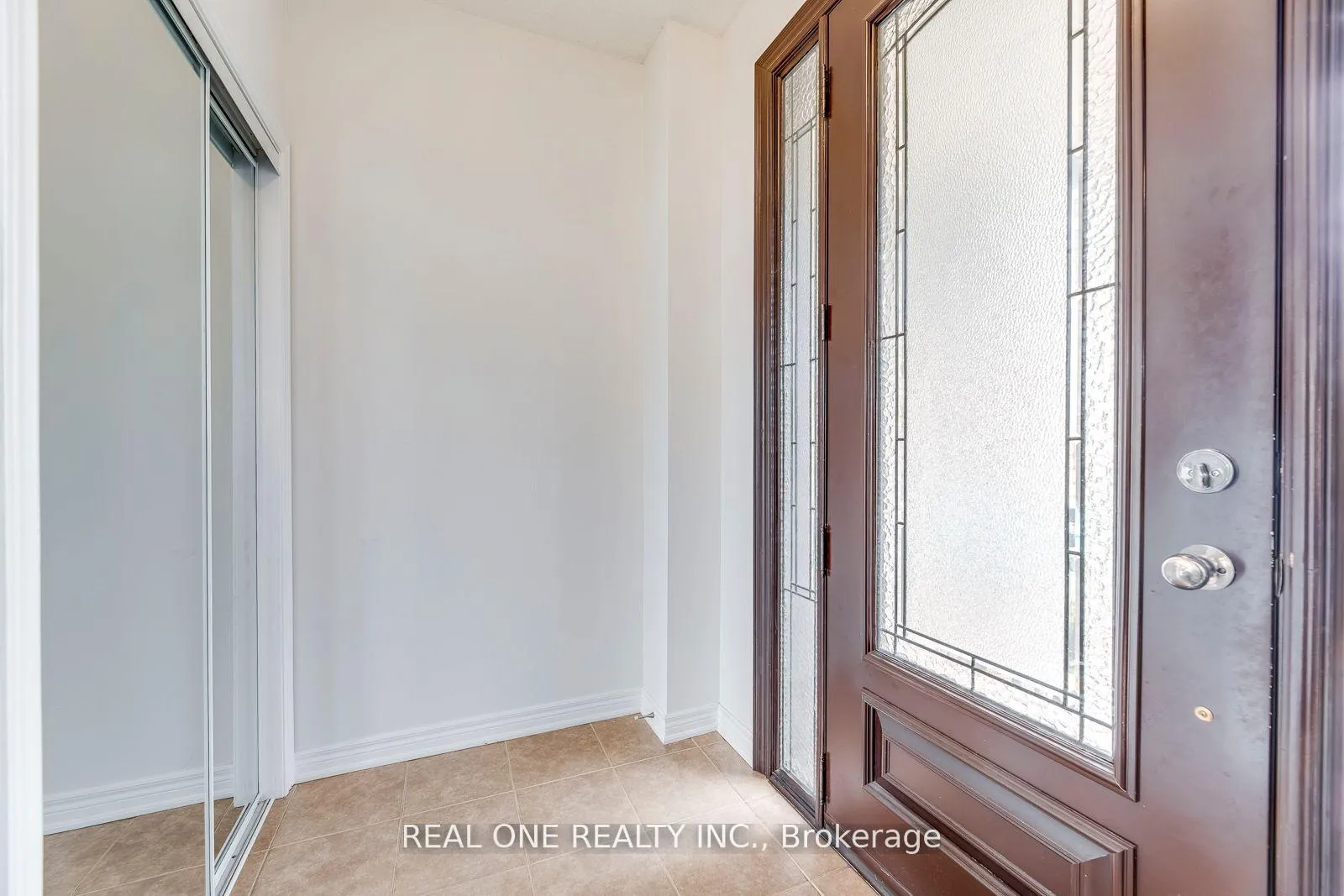 Photo 4 of 1263 Craigleith Road, Oakville, Joshua Creek — HOMEH