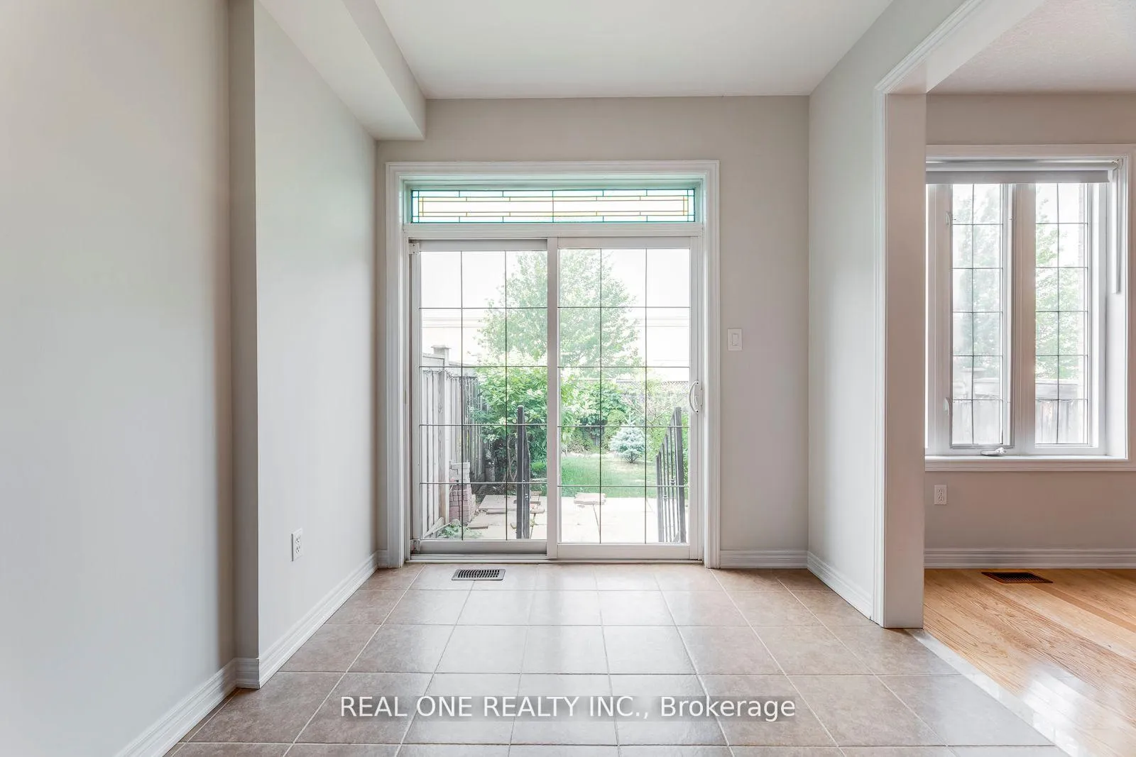 Photo 6 of 1263 Craigleith Road, Oakville, Joshua Creek — HOMEH