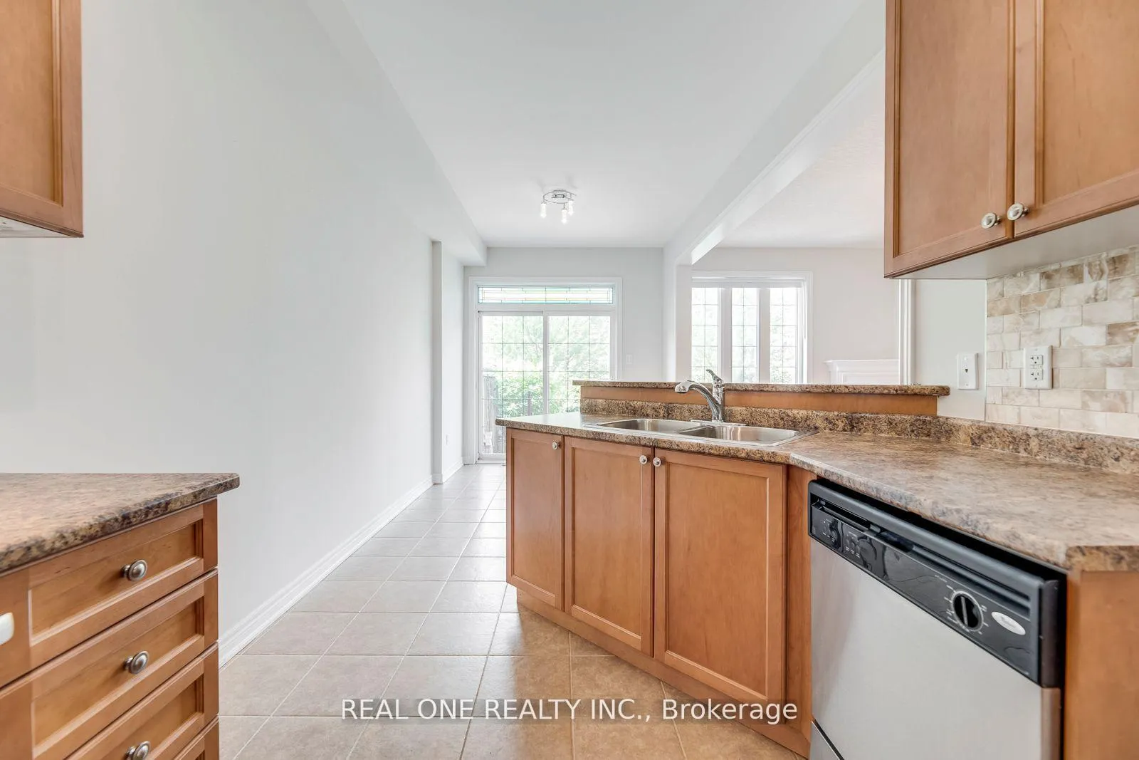 Photo 11 of 1263 Craigleith Road, Oakville, Joshua Creek — HOMEH