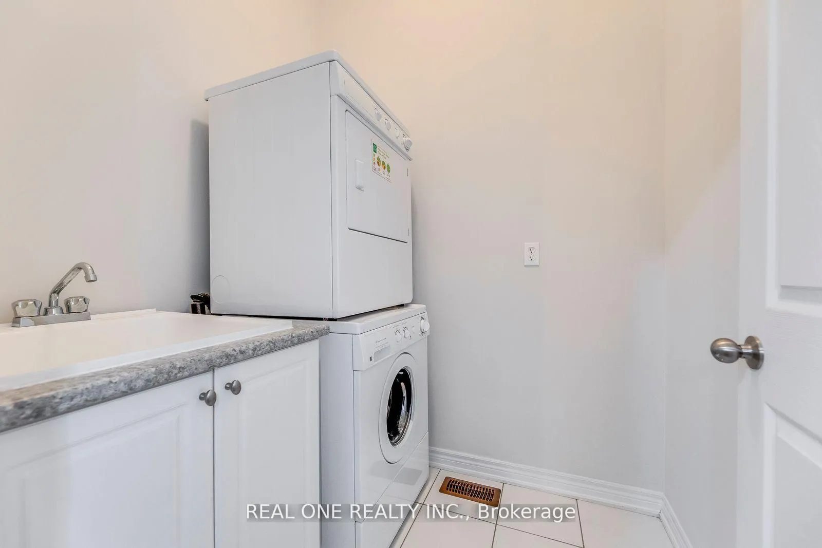 Photo 37 of 1263 Craigleith Road, Oakville, Joshua Creek — HOMEH