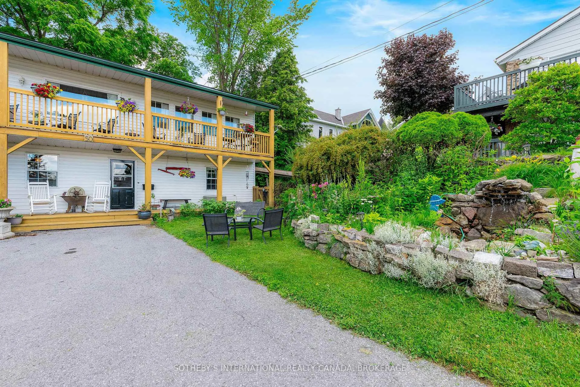 Photo 3 of 50 - 60 Water Street, Gananoque, Gananoque — HOMEH