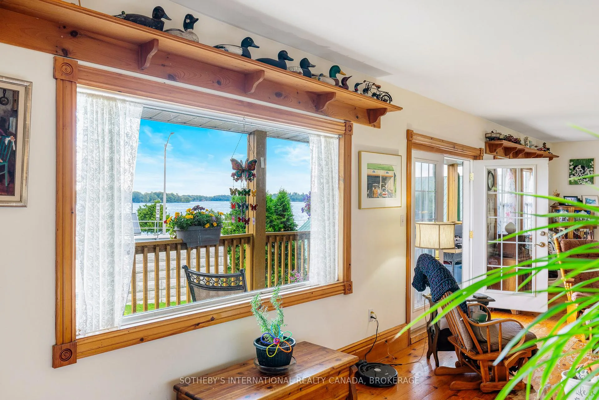 Photo 12 of 50 - 60 Water Street, Gananoque, Gananoque — HOMEH