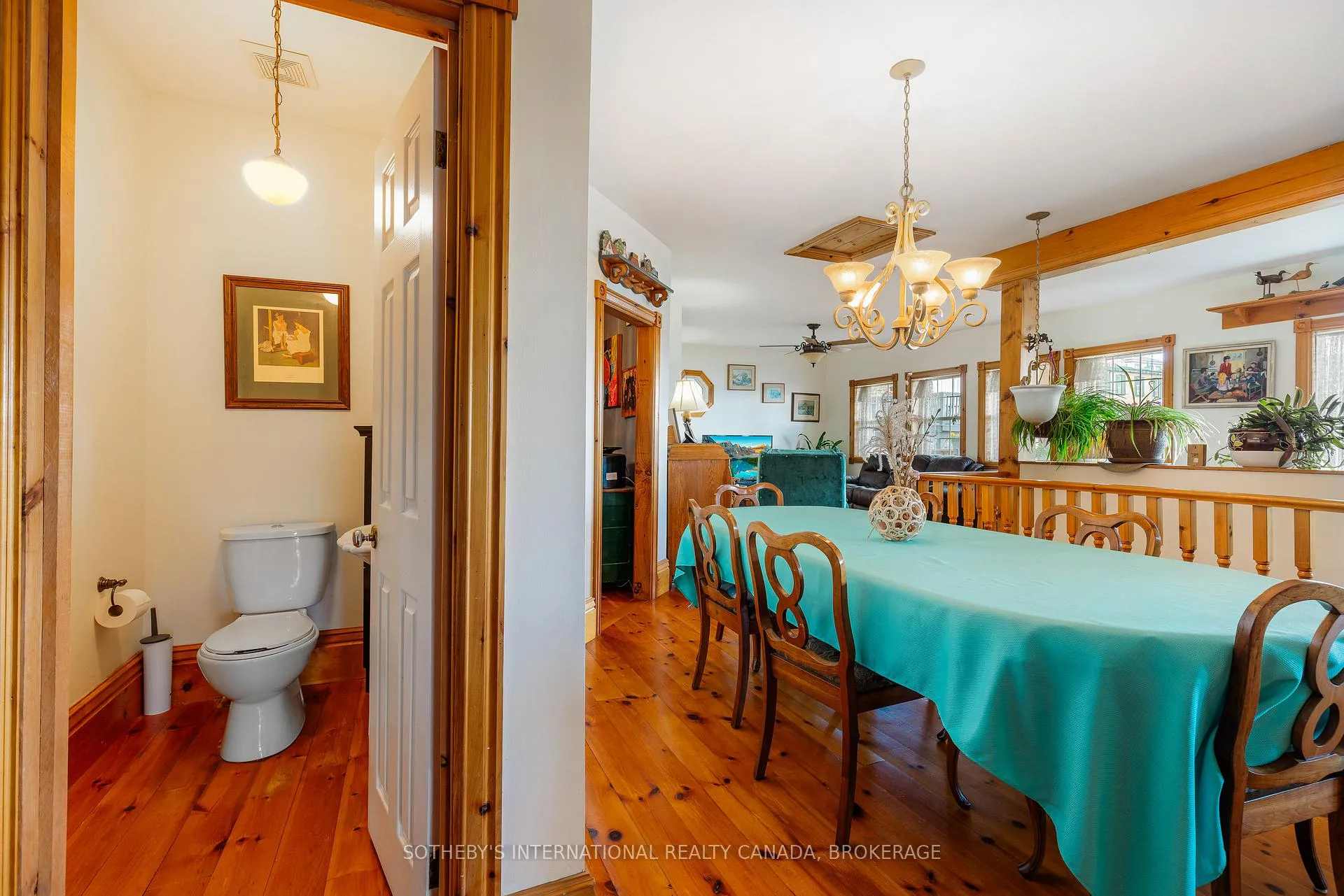 Photo 21 of 50 - 60 Water Street, Gananoque, Gananoque — HOMEH