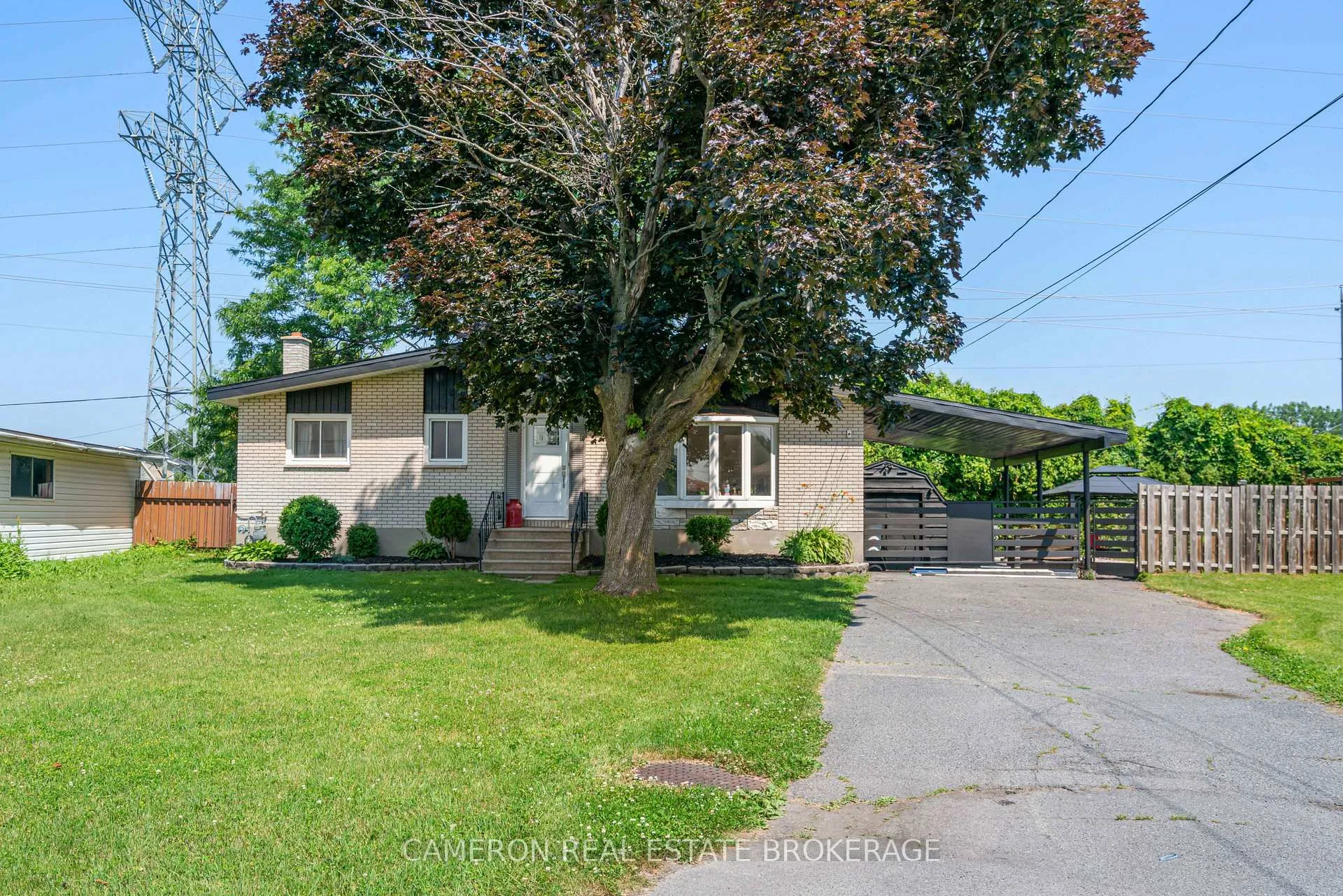 Photo 3 of 255 Laframboise Avenue, Cornwall, Cornwall — HOMEH