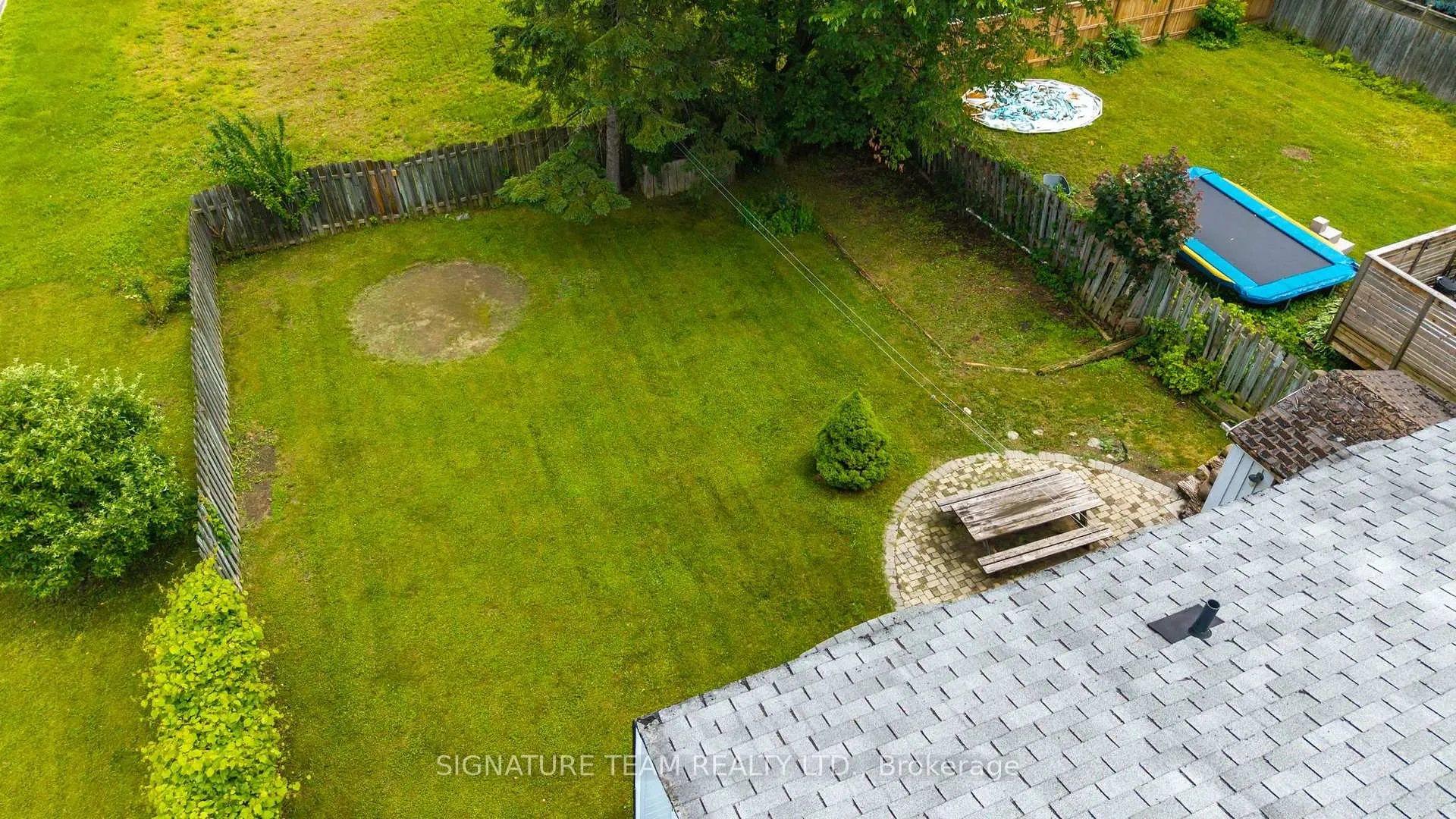 Photo 9 of 401 Broadview Drive, Pembroke, Pembroke — HOMEH