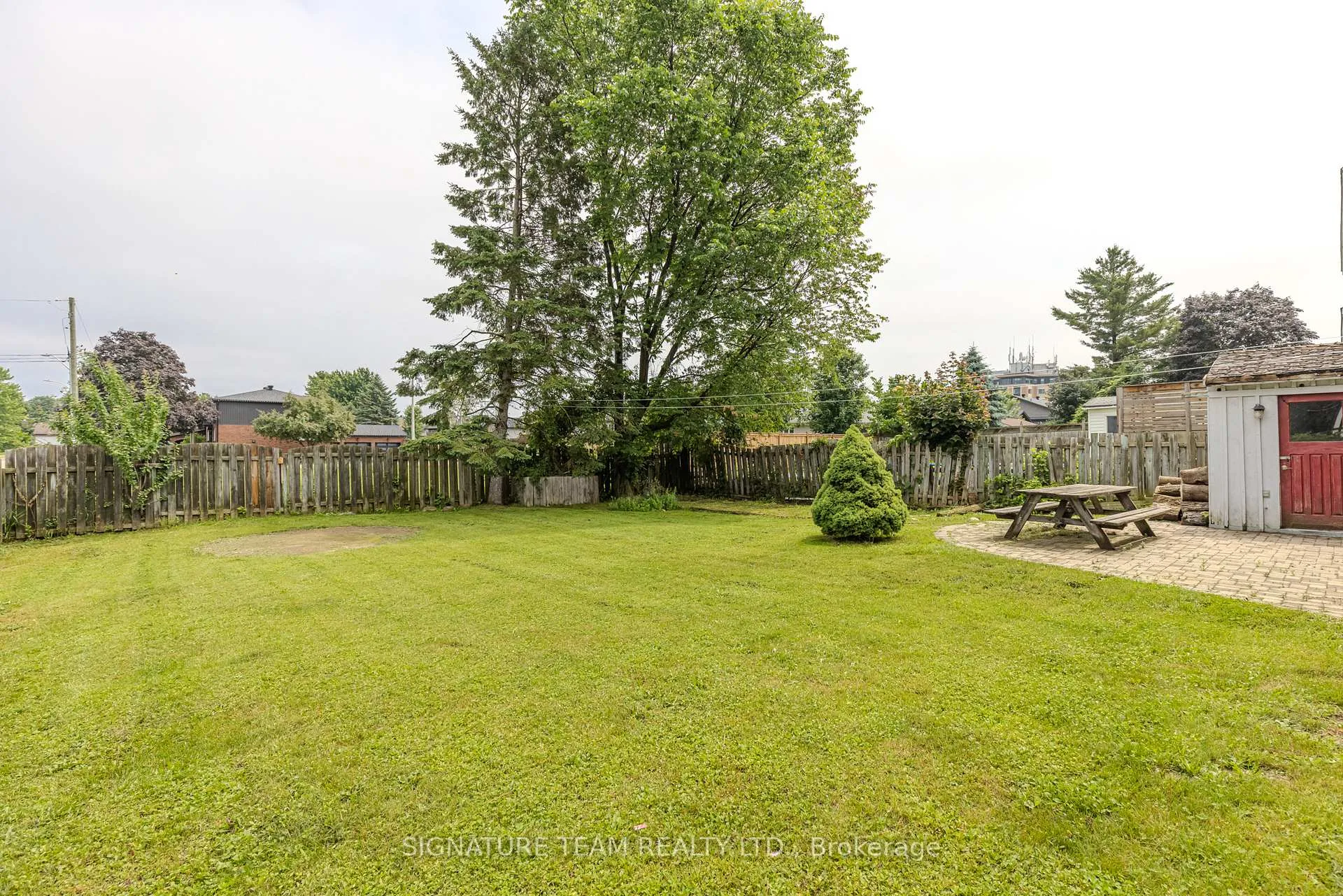 Photo 11 of 401 Broadview Drive, Pembroke, Pembroke — HOMEH