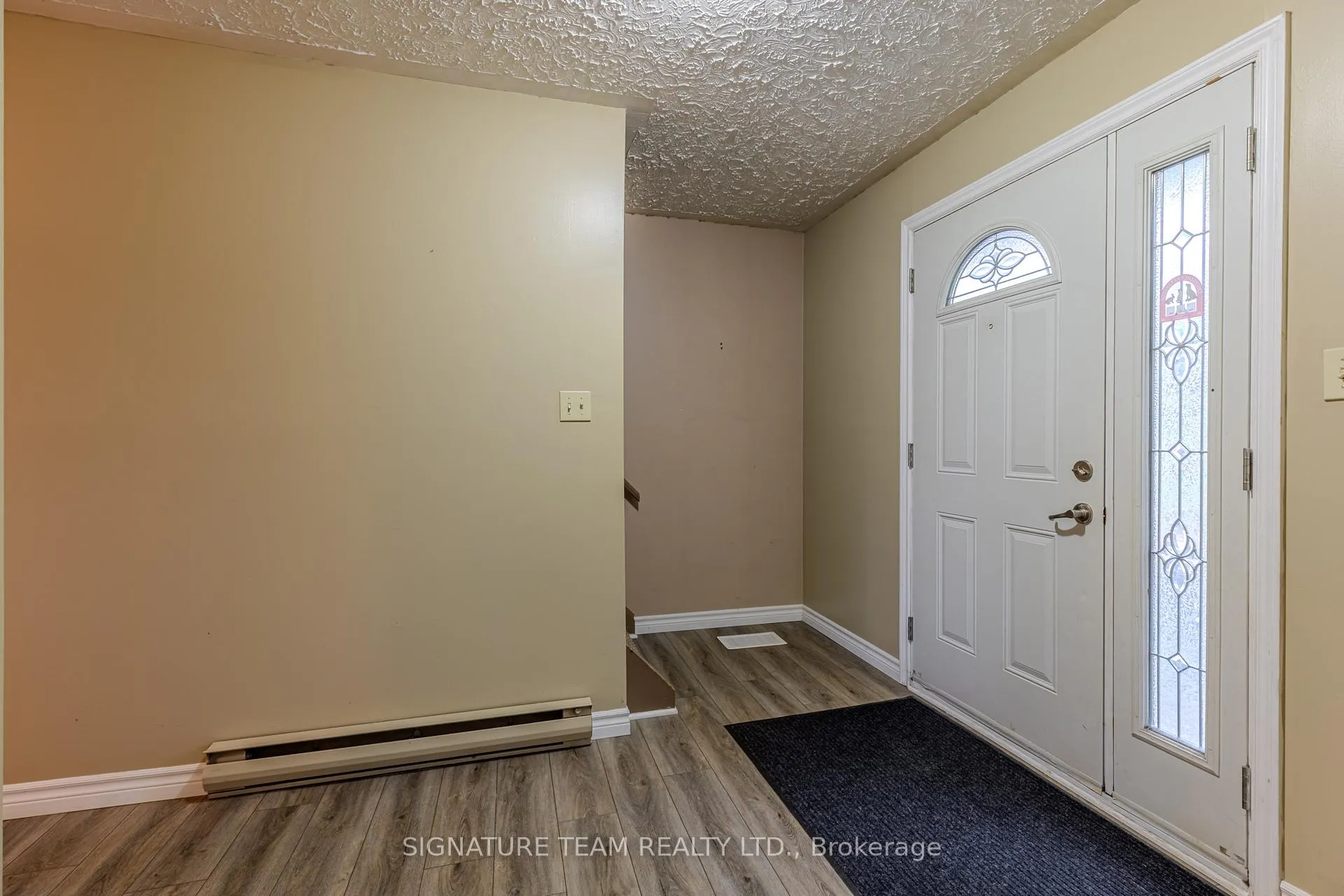 Photo 23 of 401 Broadview Drive, Pembroke, Pembroke — HOMEH