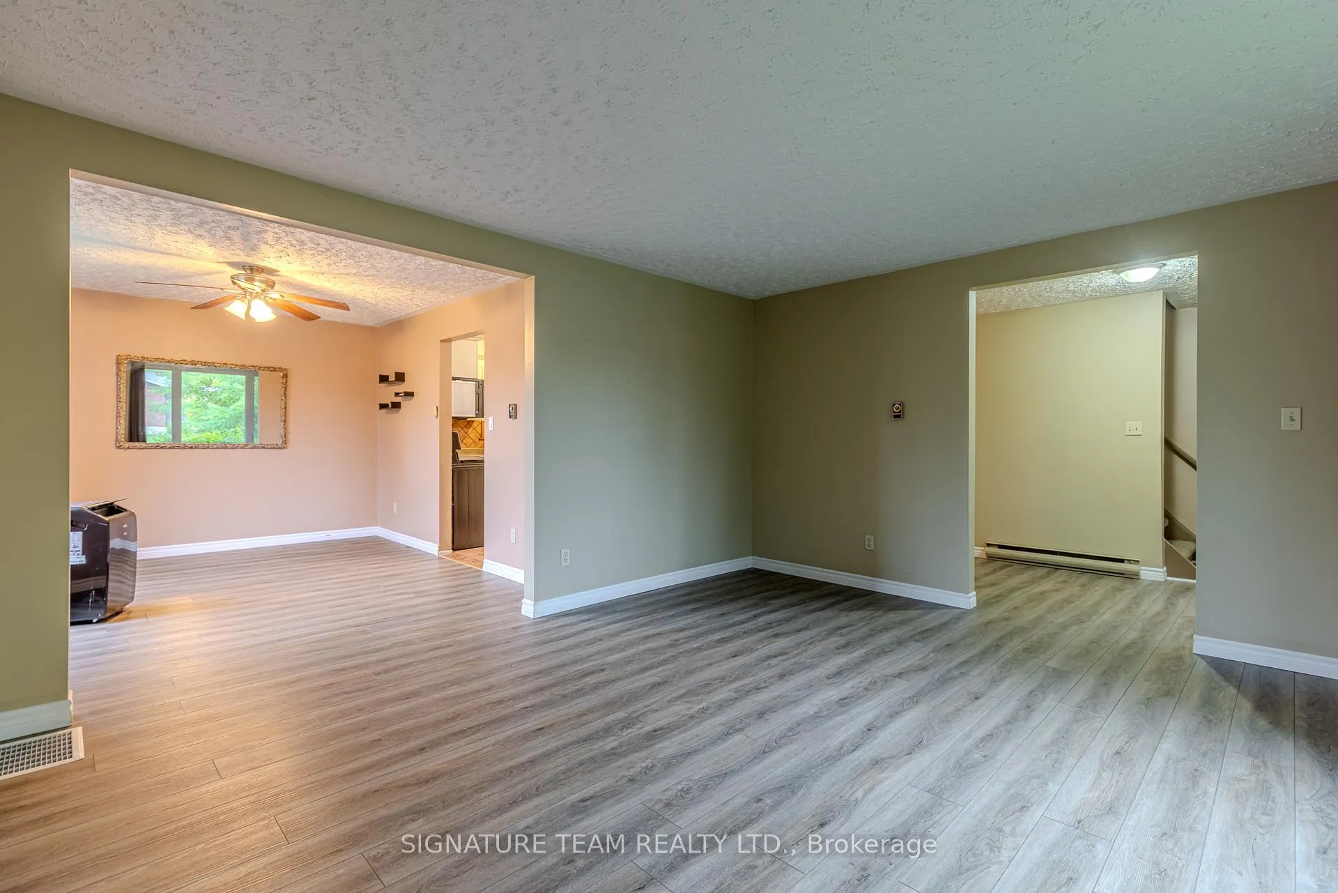 Photo 27 of 401 Broadview Drive, Pembroke, Pembroke — HOMEH