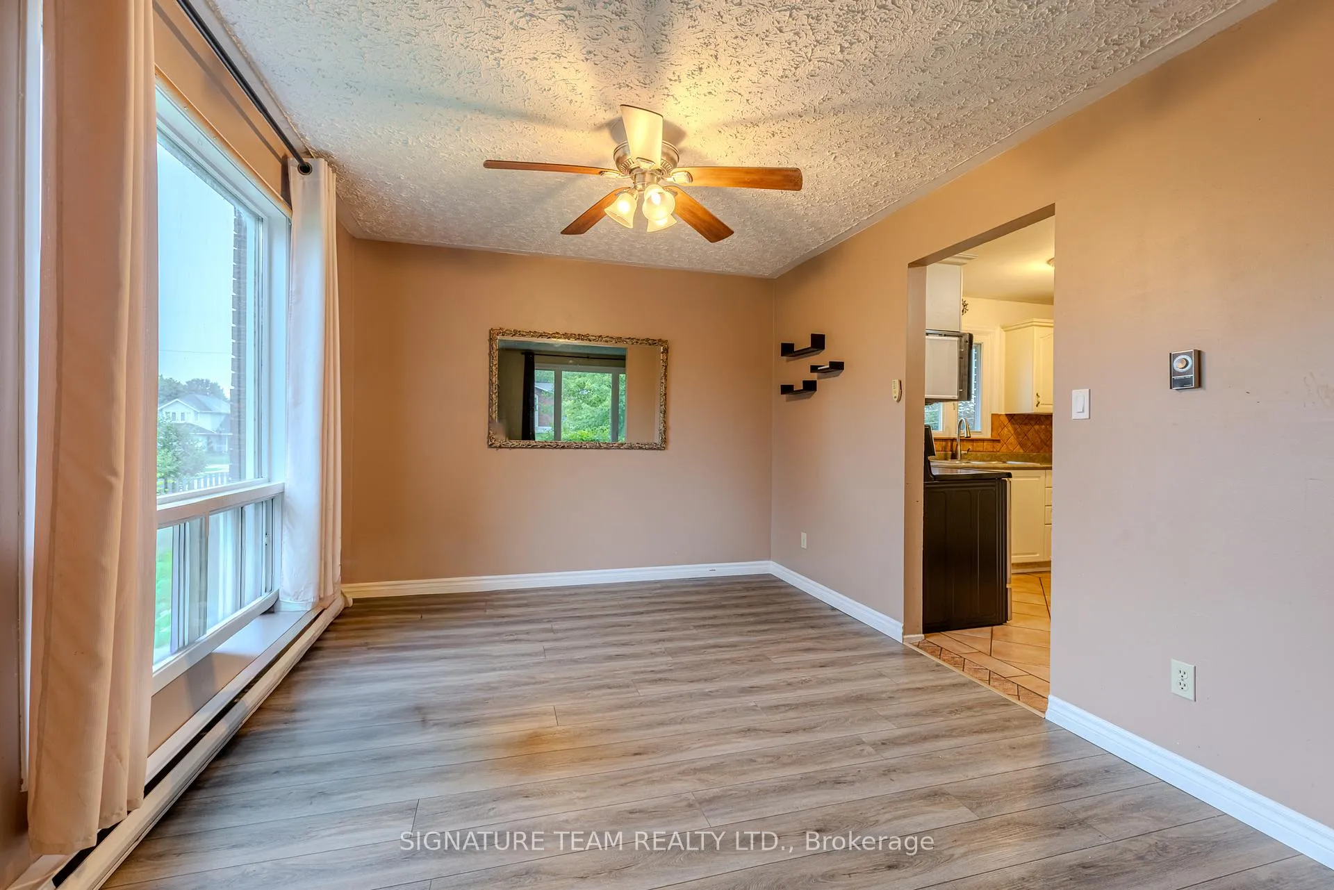Photo 28 of 401 Broadview Drive, Pembroke, Pembroke — HOMEH