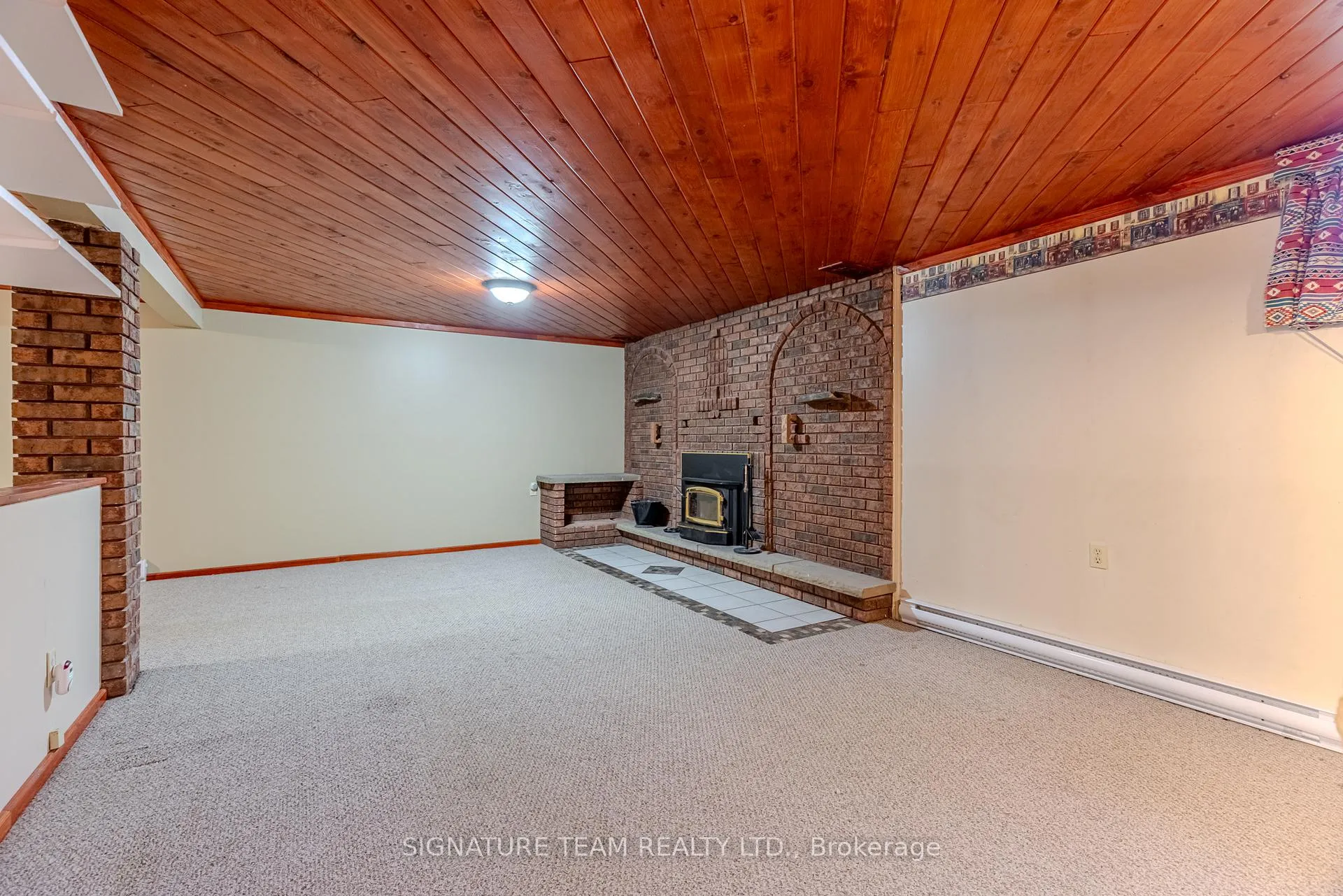 Photo 41 of 401 Broadview Drive, Pembroke, Pembroke — HOMEH