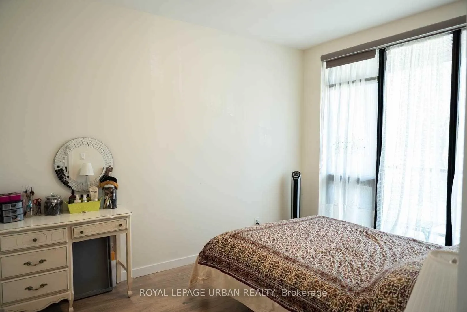 Photo 7 of Unit 215, 690 King Street W, Kitchener, KW Hospital — HOMEH