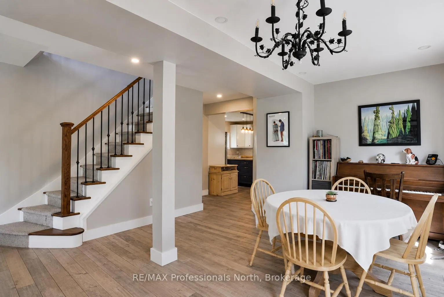 Photo 14 of 325 McPherson Street, Gravenhurst, Muskoka (S) — HOMEH