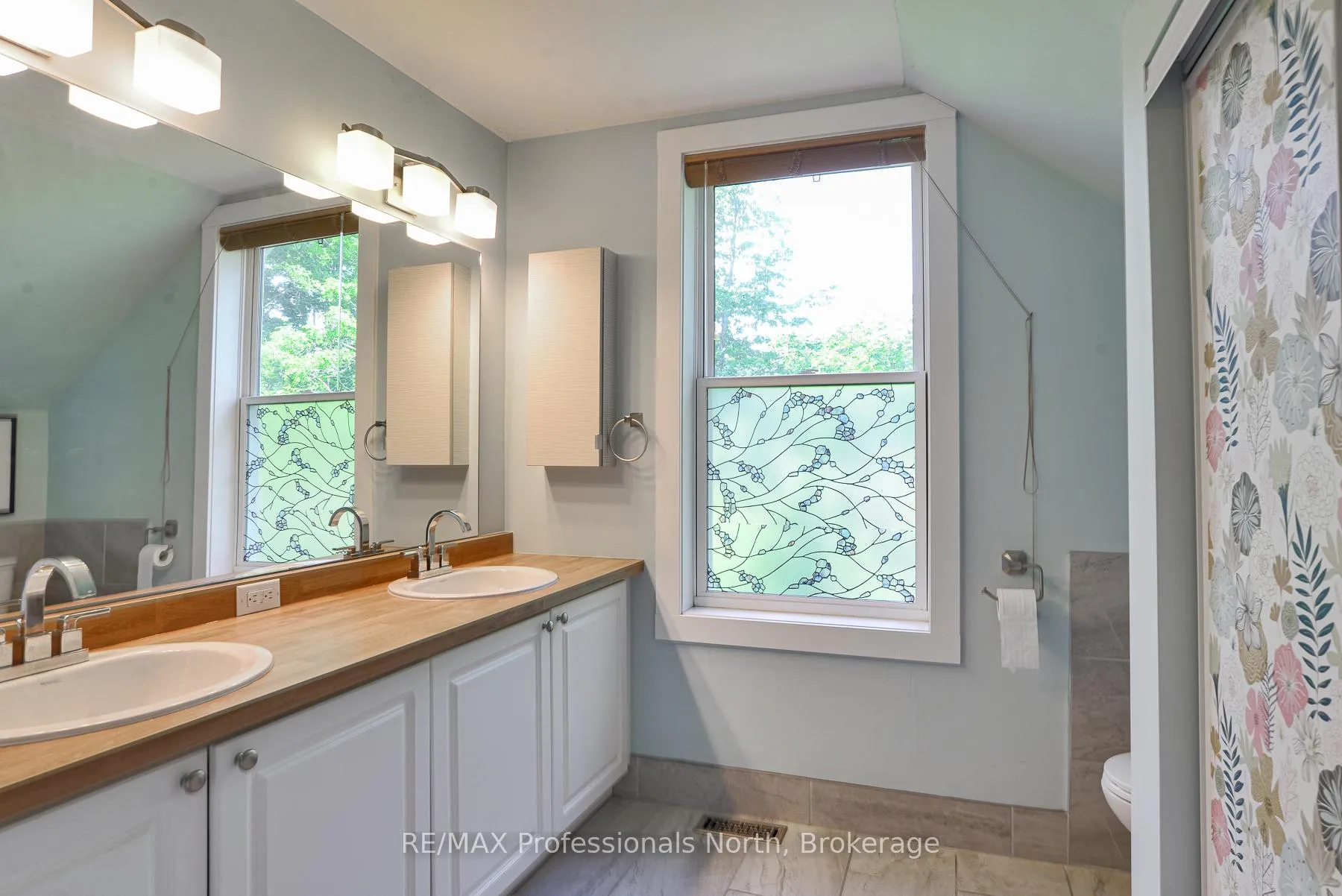 Photo 26 of 325 McPherson Street, Gravenhurst, Muskoka (S) — HOMEH
