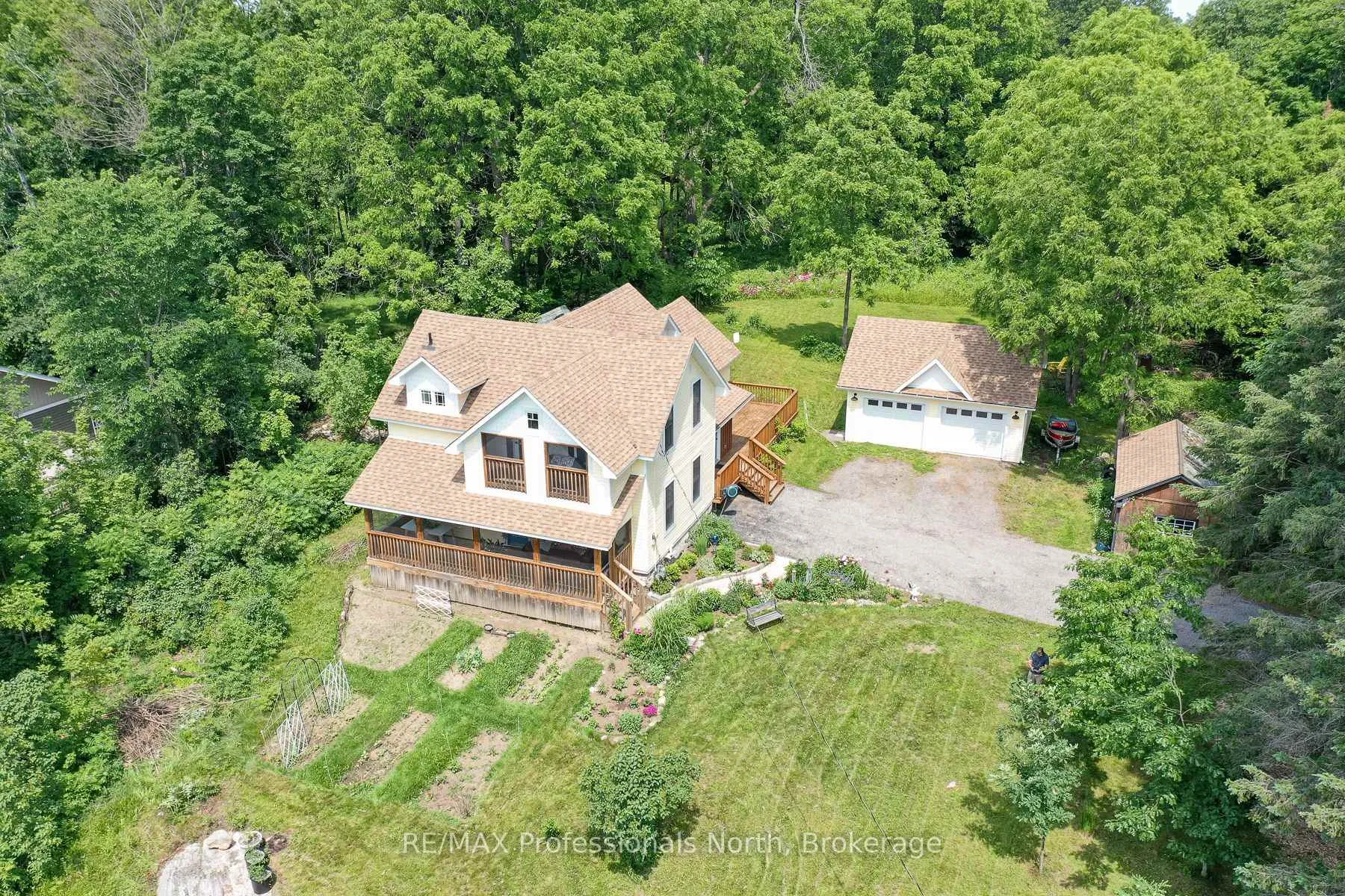 Photo 34 of 325 McPherson Street, Gravenhurst, Muskoka (S) — HOMEH