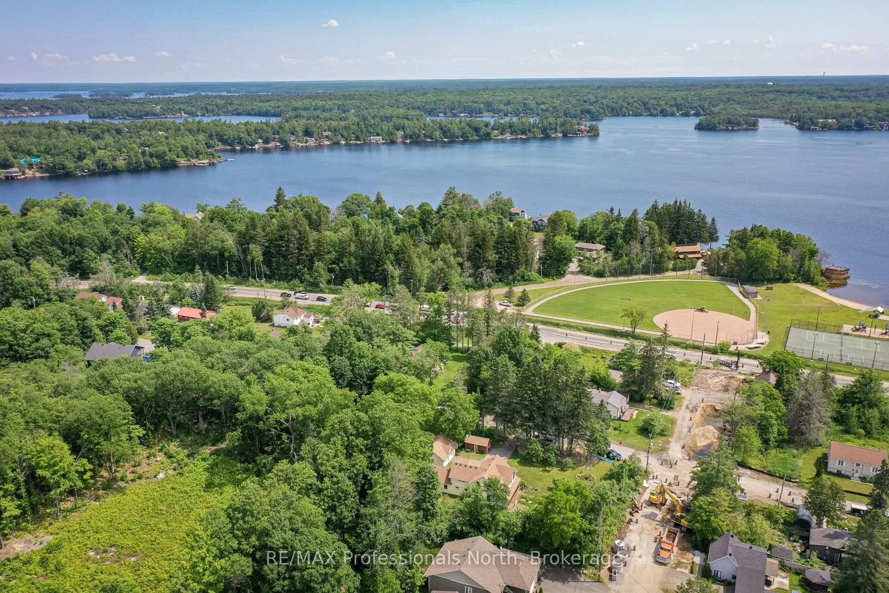 Photo 38 of 325 McPherson Street, Gravenhurst, Muskoka (S) — HOMEH