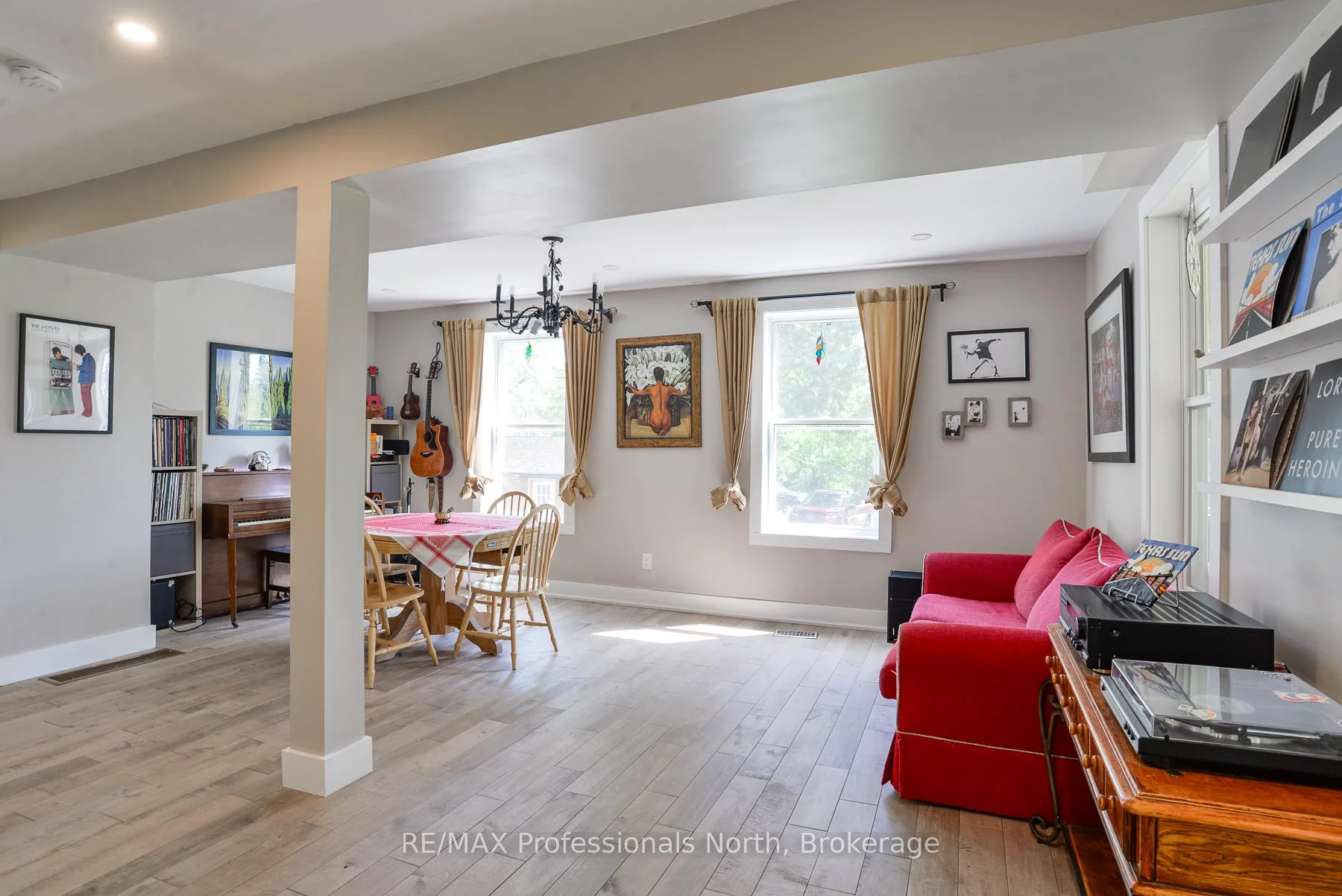 Photo 18 of 325 McPherson Street, Gravenhurst, Muskoka (S) — HOMEH