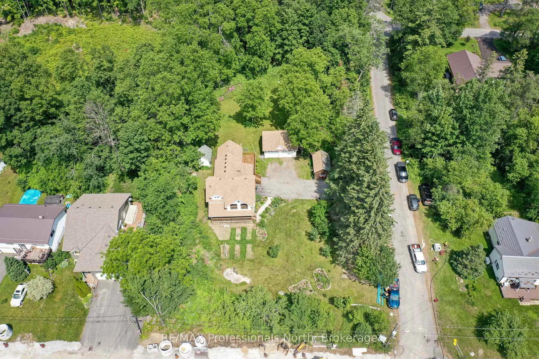Photo 35 of 325 McPherson Street, Gravenhurst, Muskoka (S) — HOMEH