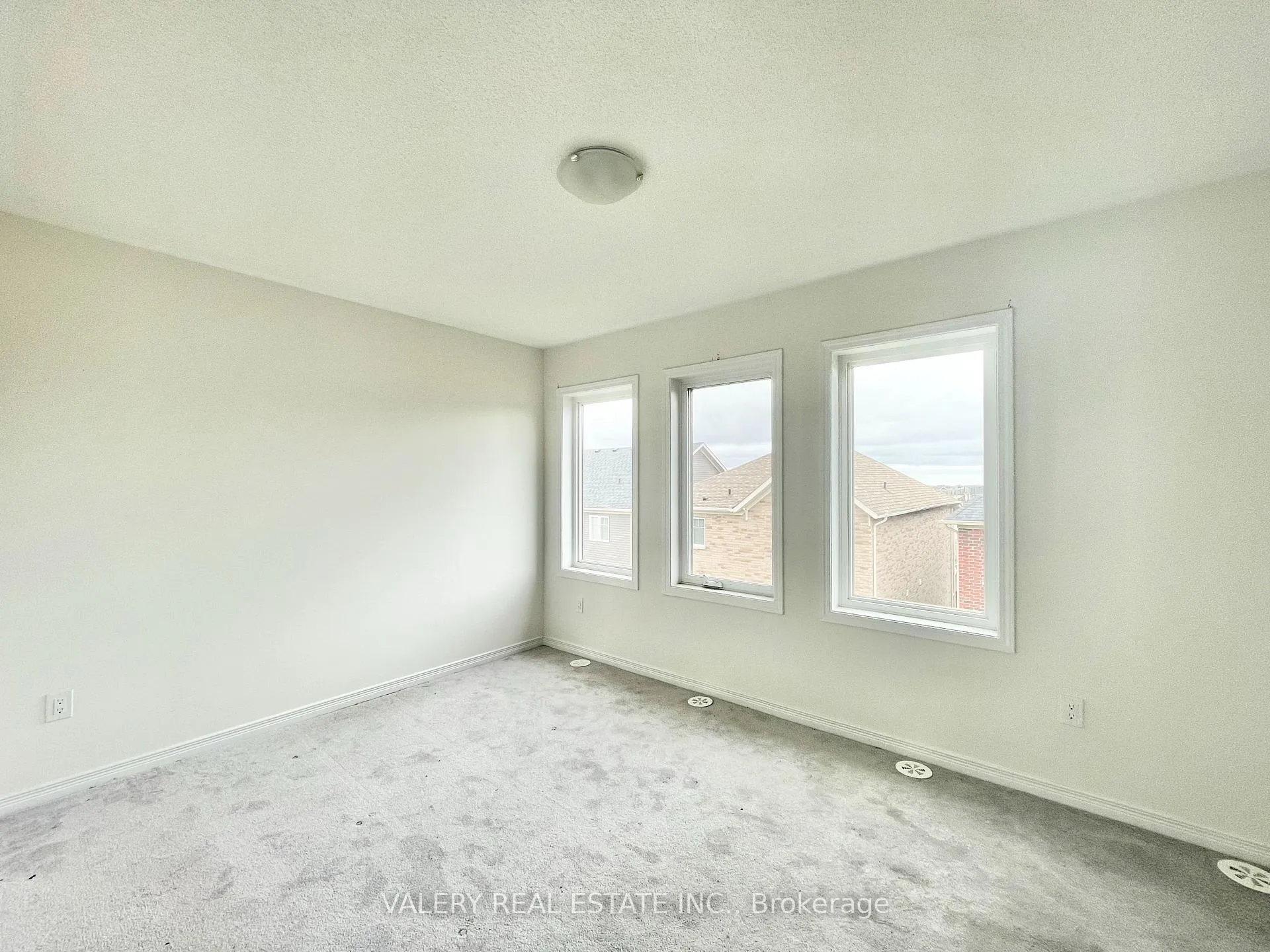 Photo 20 of 157 Danzatore Path, Oshawa, Windfields — HOMEH