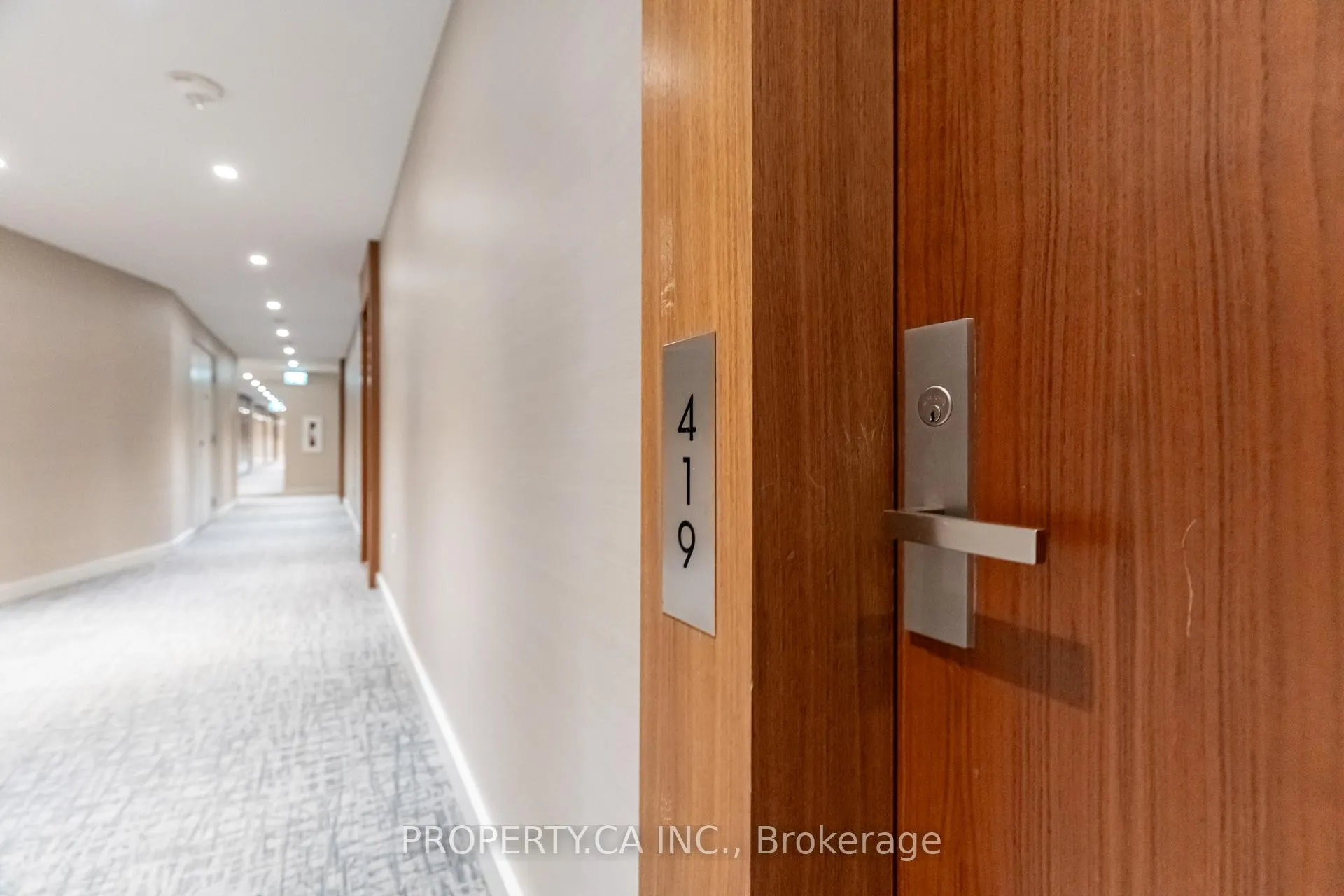 Photo 13 of Unit 419, 15 Queens Quay E, Toronto, Waterfront Communities — HOMEH